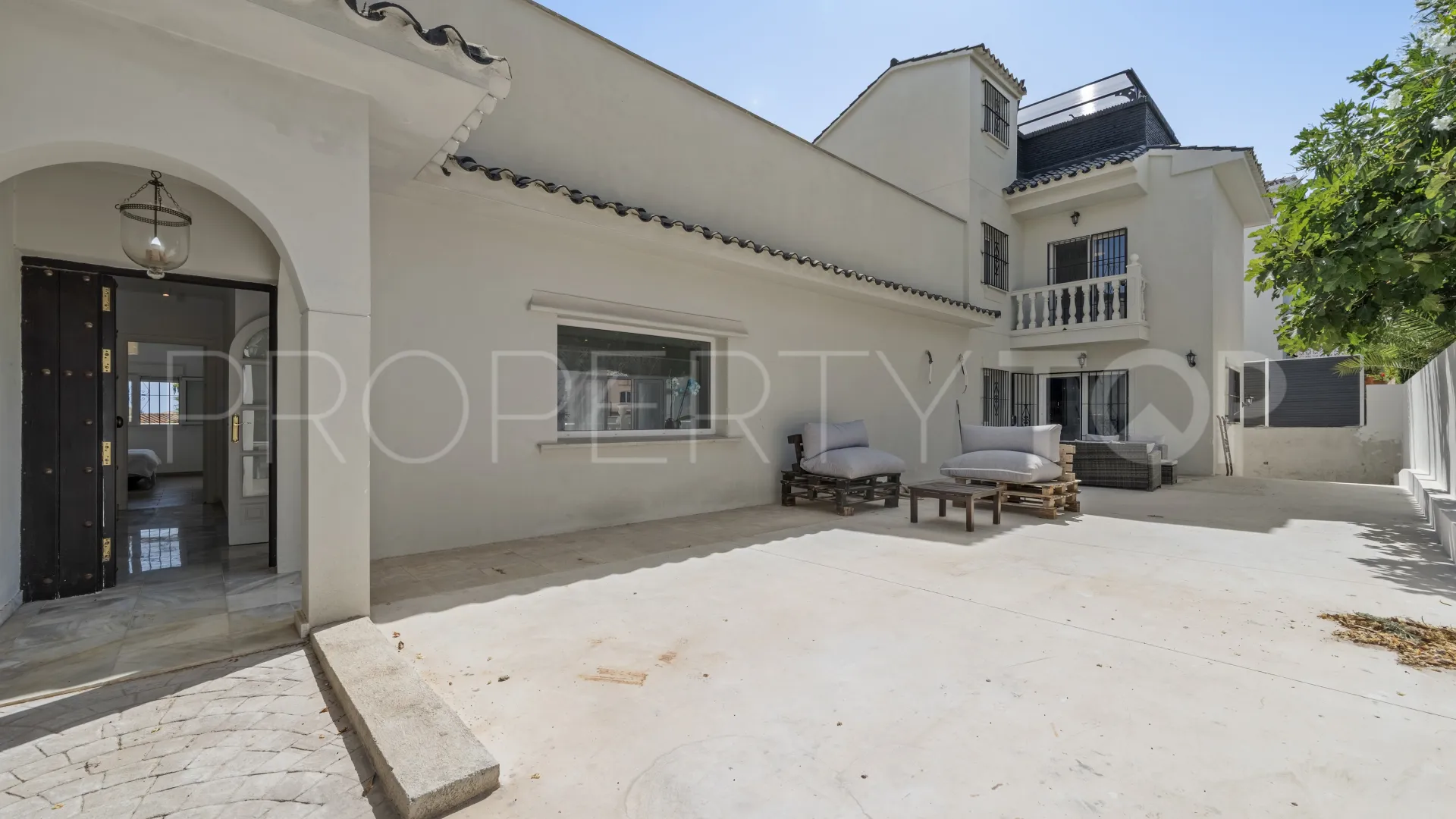 For sale villa in Mijas Costa