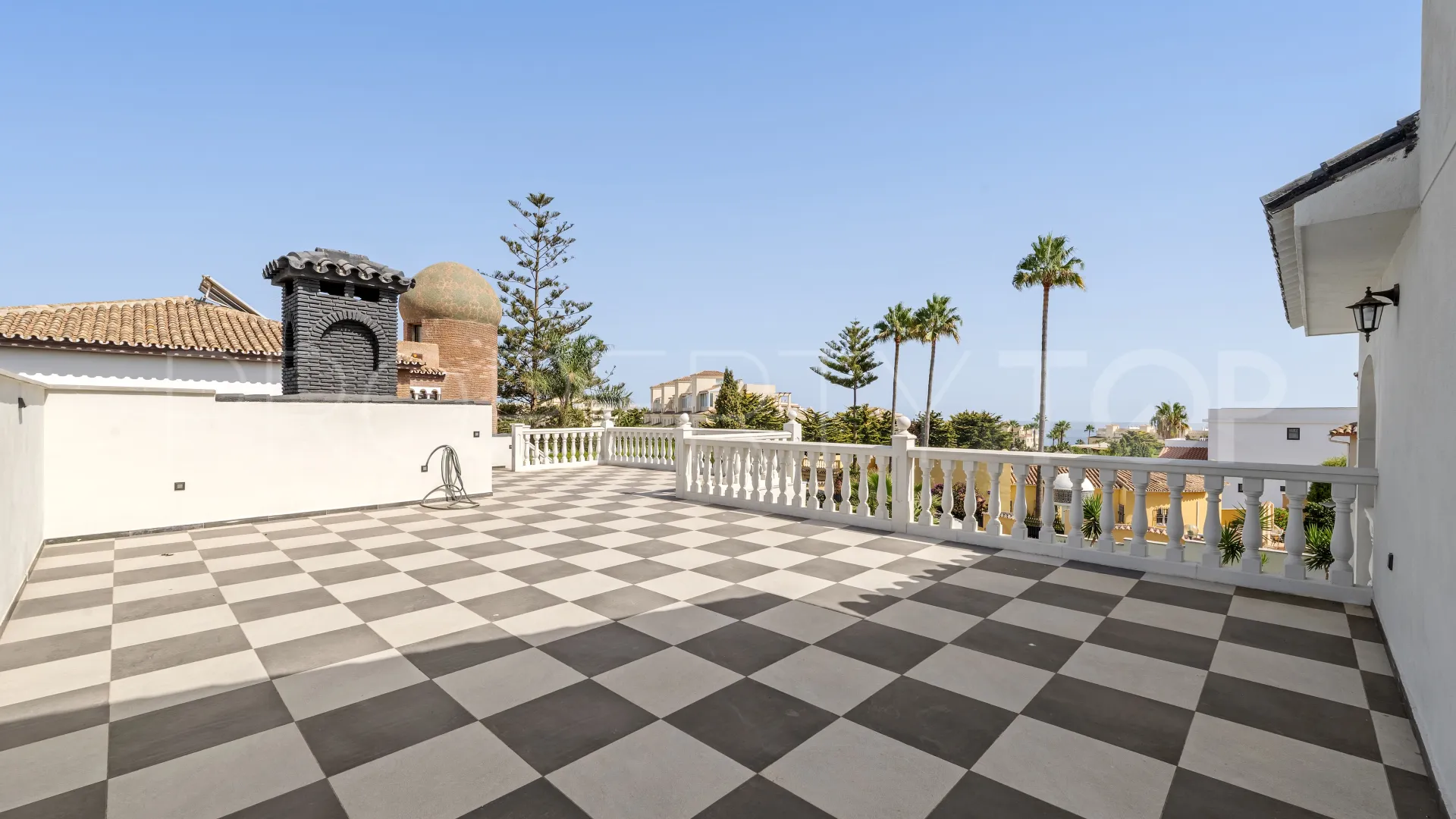 For sale villa in Mijas Costa