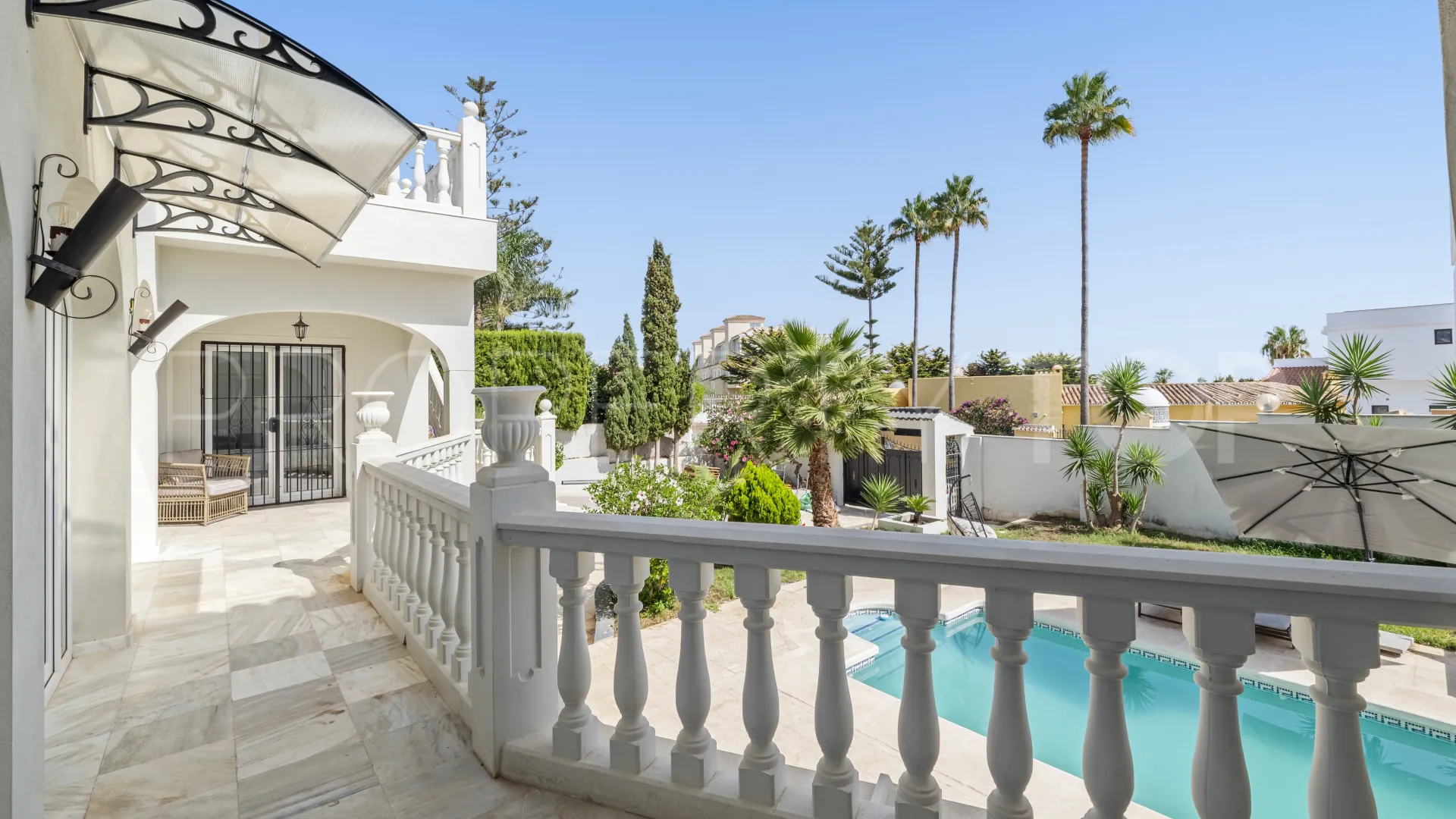 For sale villa in Mijas Costa