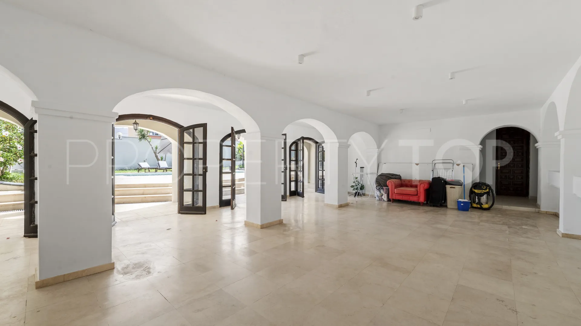 For sale villa in Mijas Costa