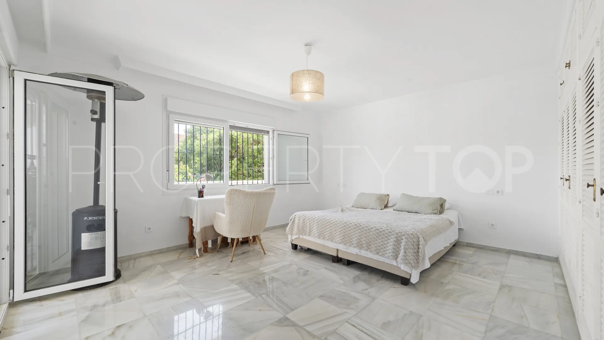 For sale villa in Mijas Costa