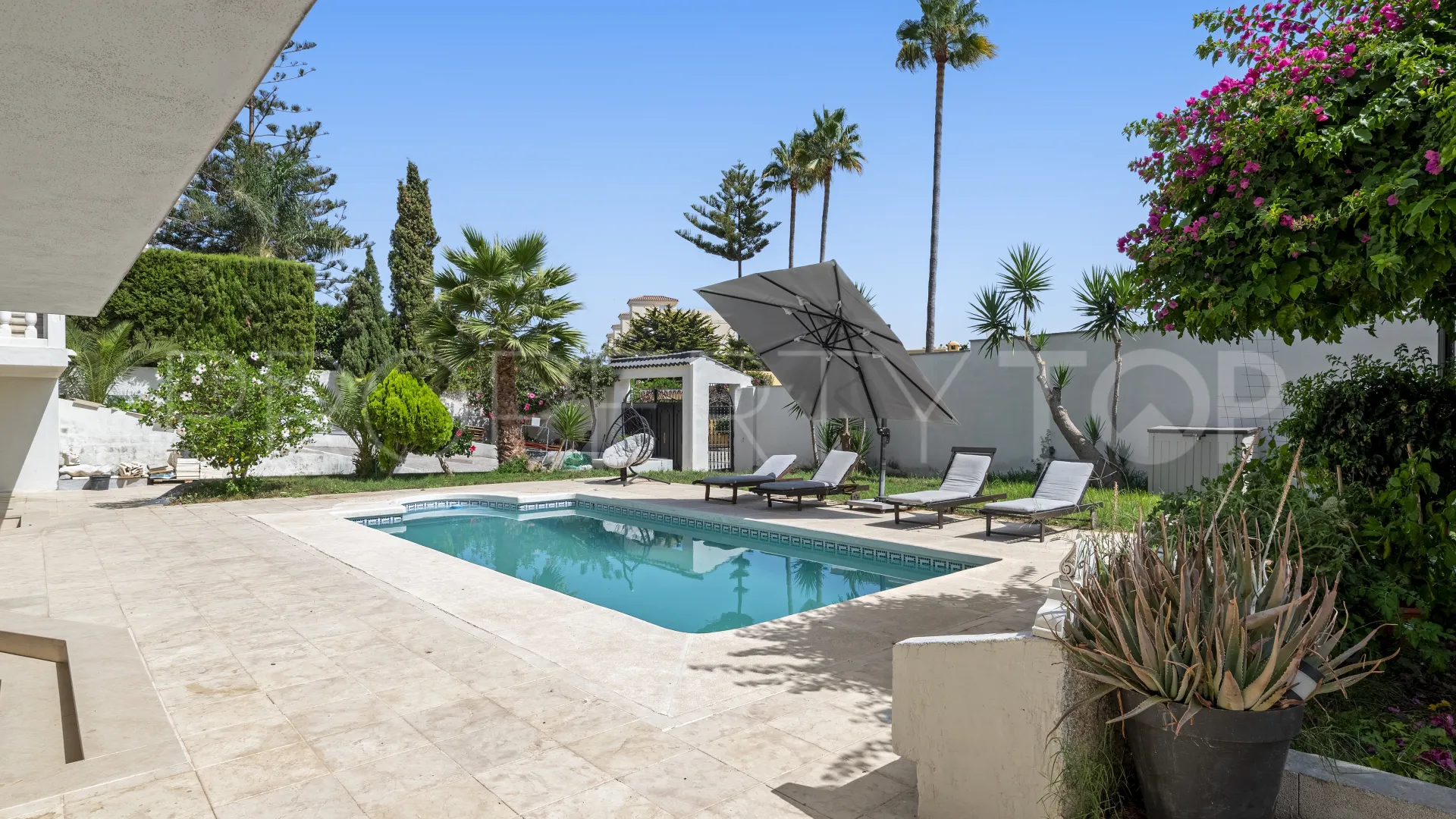 For sale villa in Mijas Costa