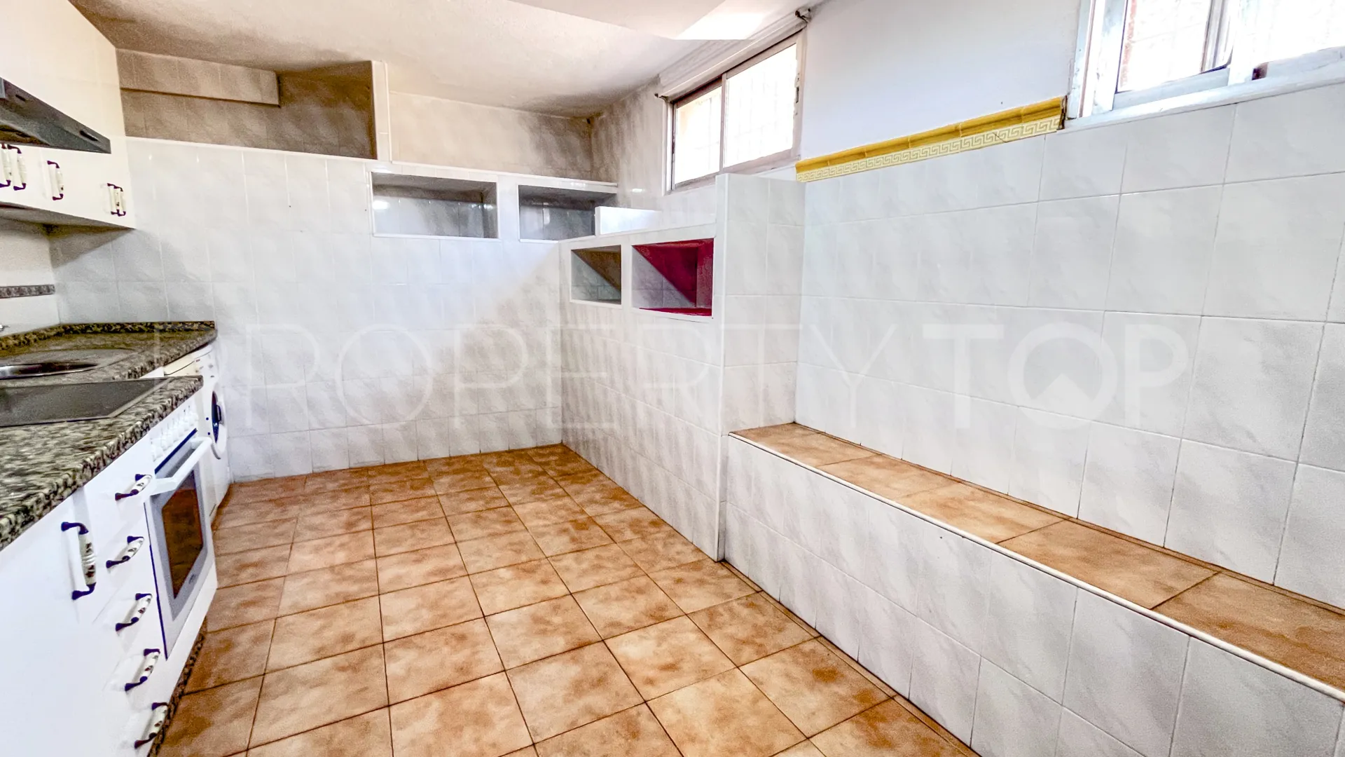For sale villa in Benalmadena Centro
