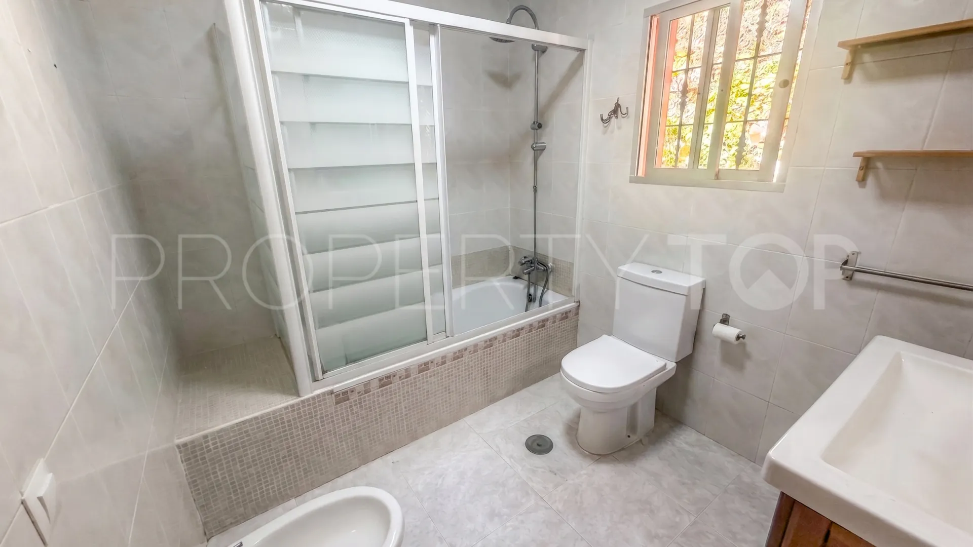 For sale villa in Benalmadena Centro
