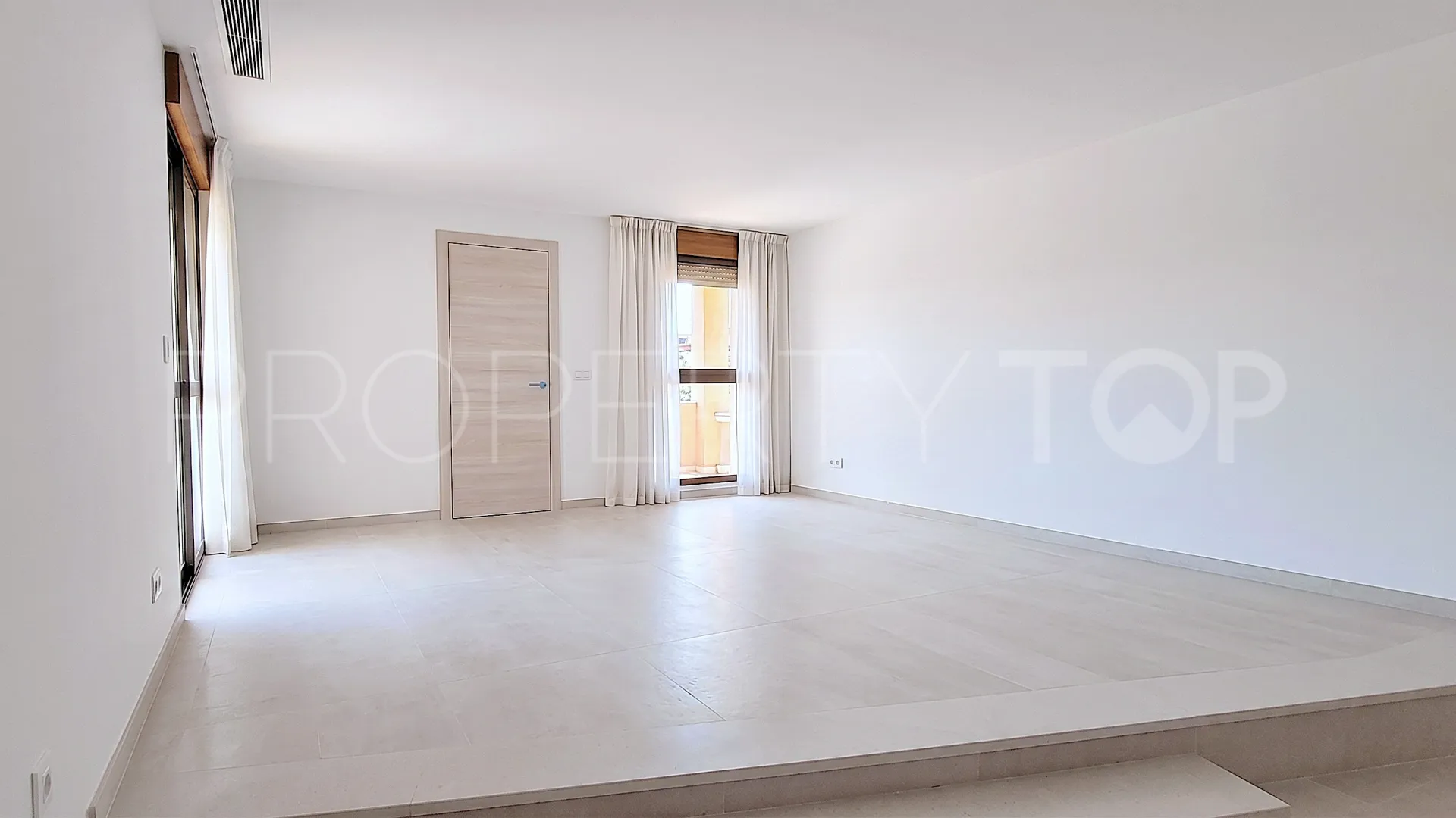 Villa with 6 bedrooms for sale in Benalmadena Costa