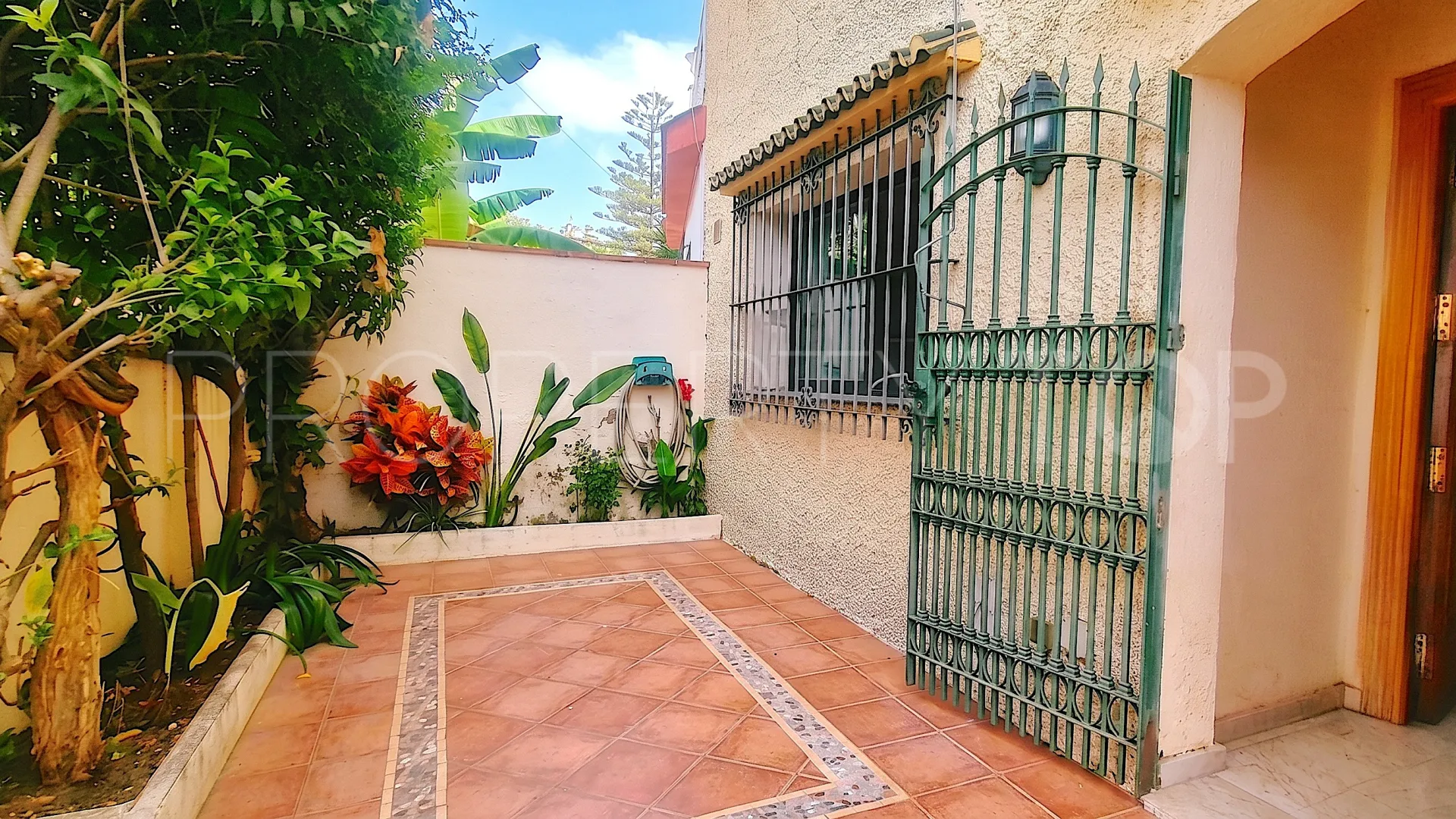 Villa with 6 bedrooms for sale in Benalmadena Costa