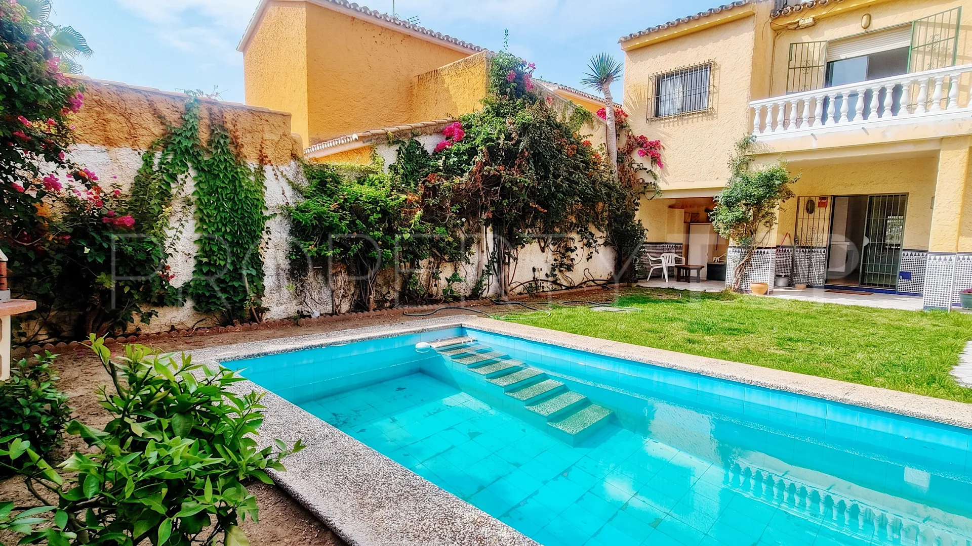 Villa with 6 bedrooms for sale in Benalmadena Costa