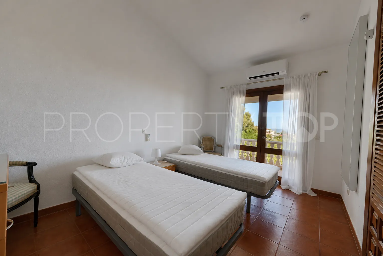 Villa con 7 dormitorios en venta en Campo Mijas