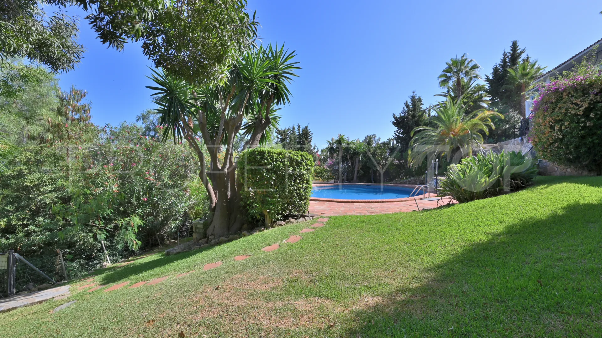 Villa con 7 dormitorios en venta en Campo Mijas