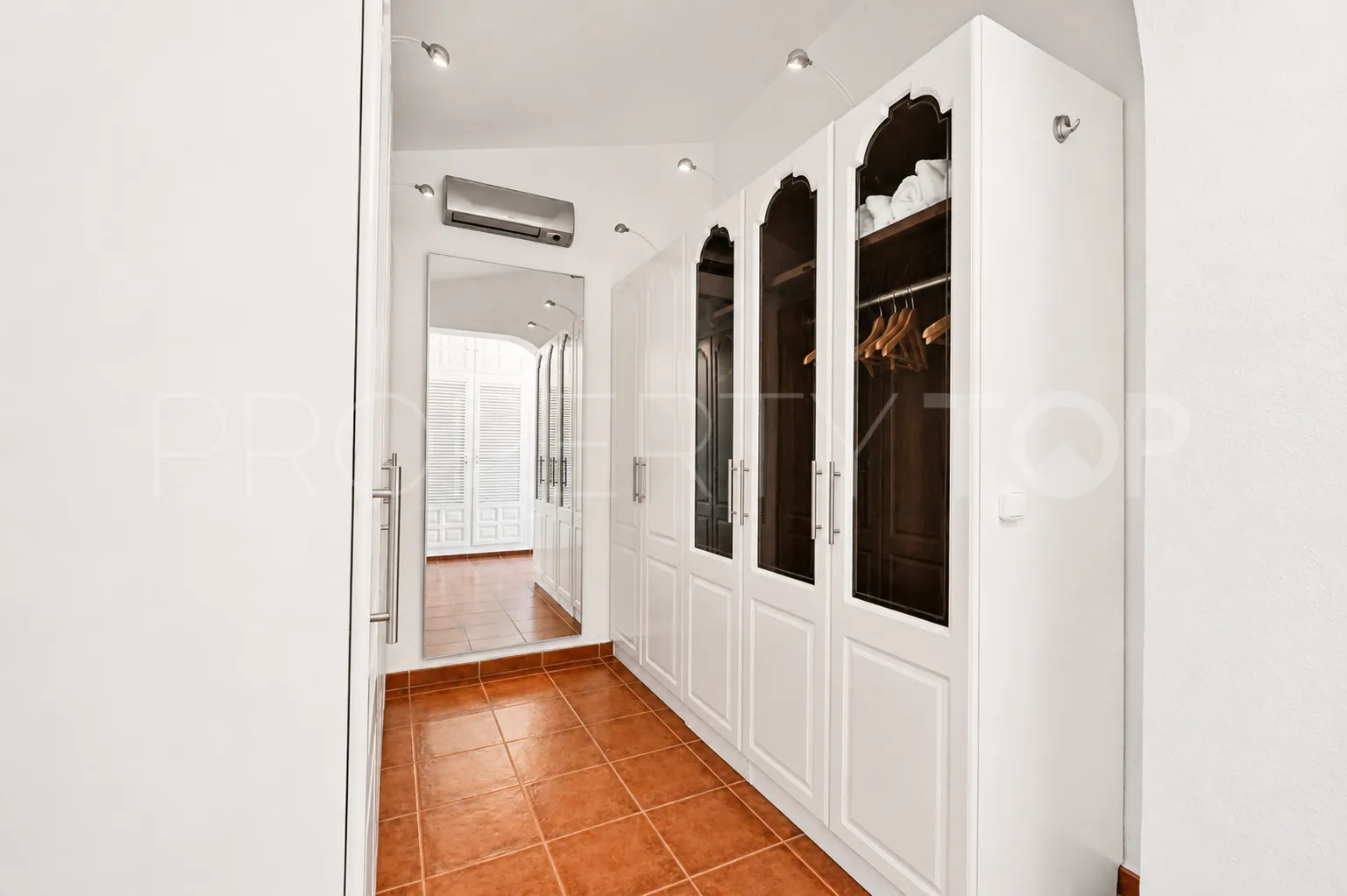 Villa con 7 dormitorios en venta en Campo Mijas