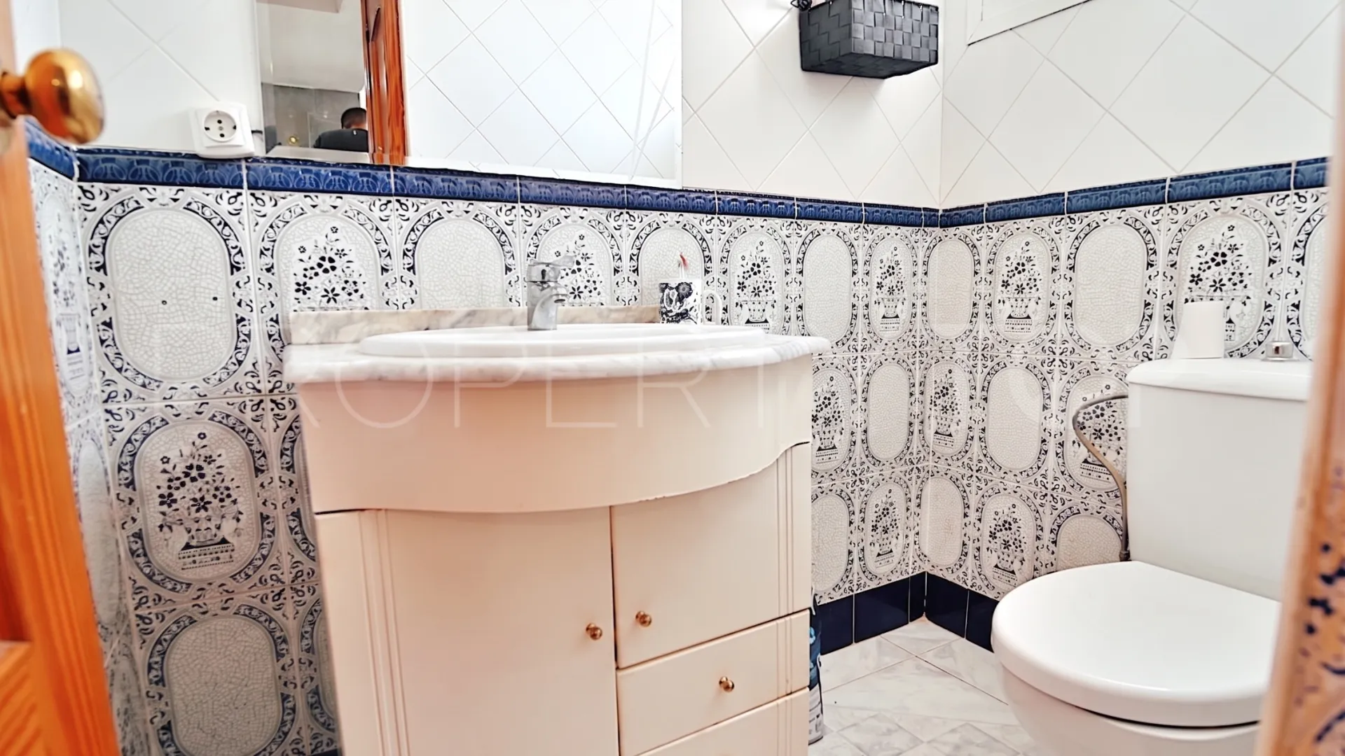Apartment with 2 bedrooms for sale in Torremolinos Centro