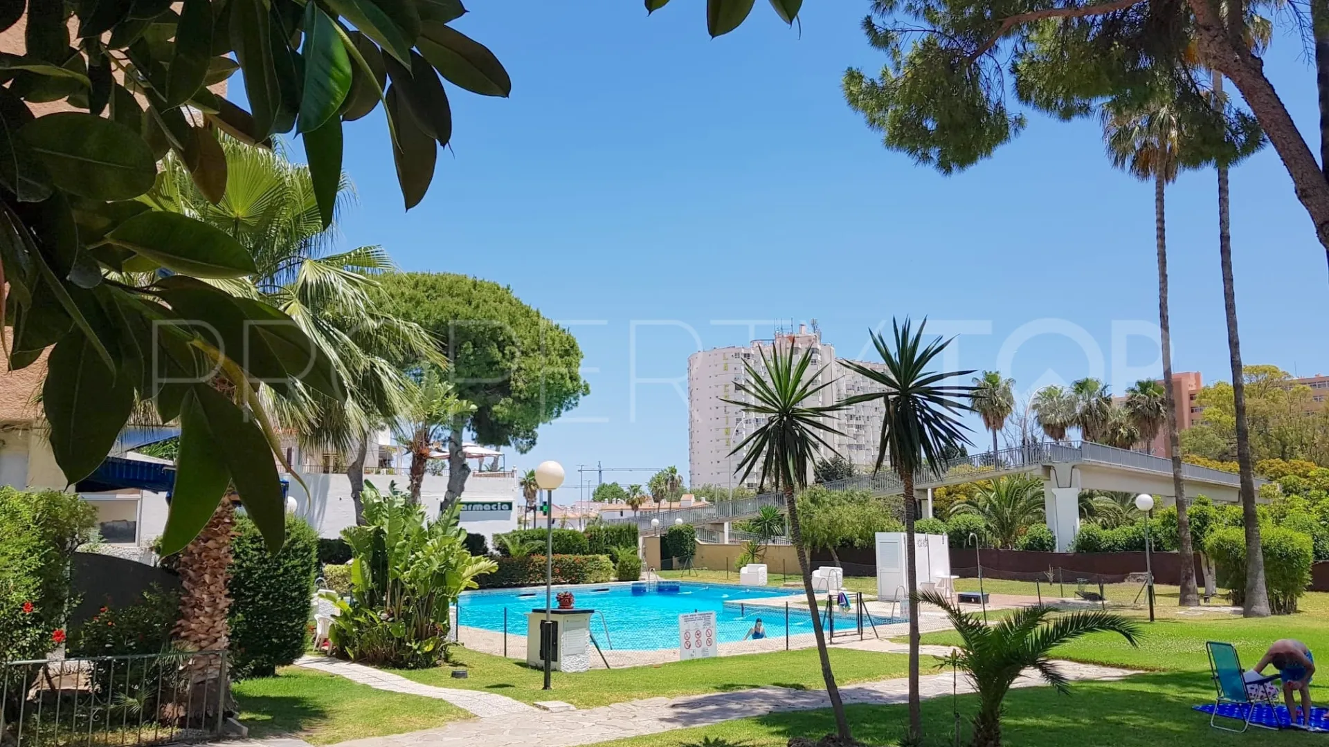 Apartment with 2 bedrooms for sale in Torremolinos Centro