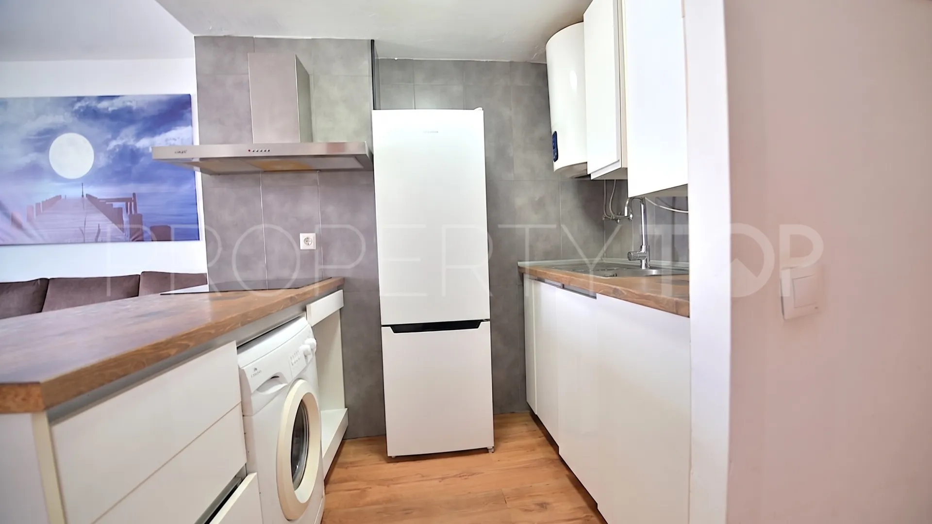 Apartment with 2 bedrooms for sale in Torremolinos Centro