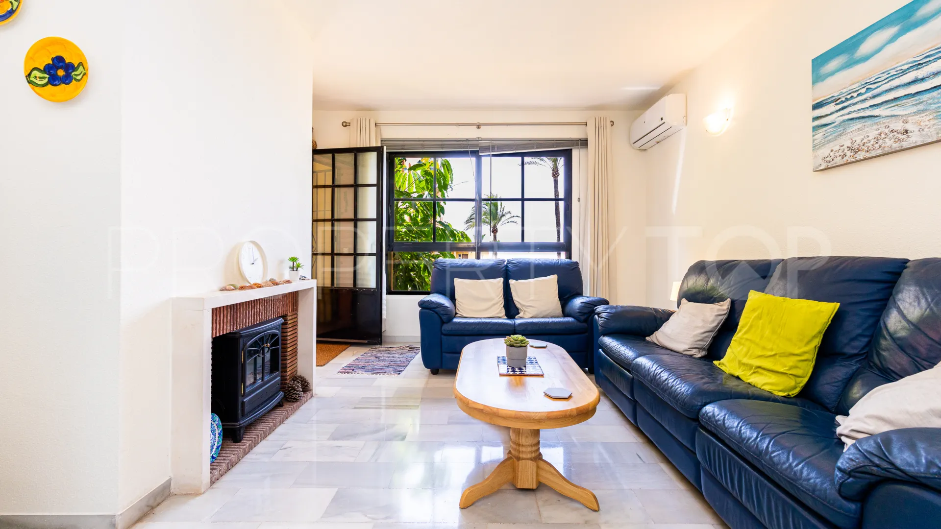 Calahonda, apartamento planta baja con 2 dormitorios en venta