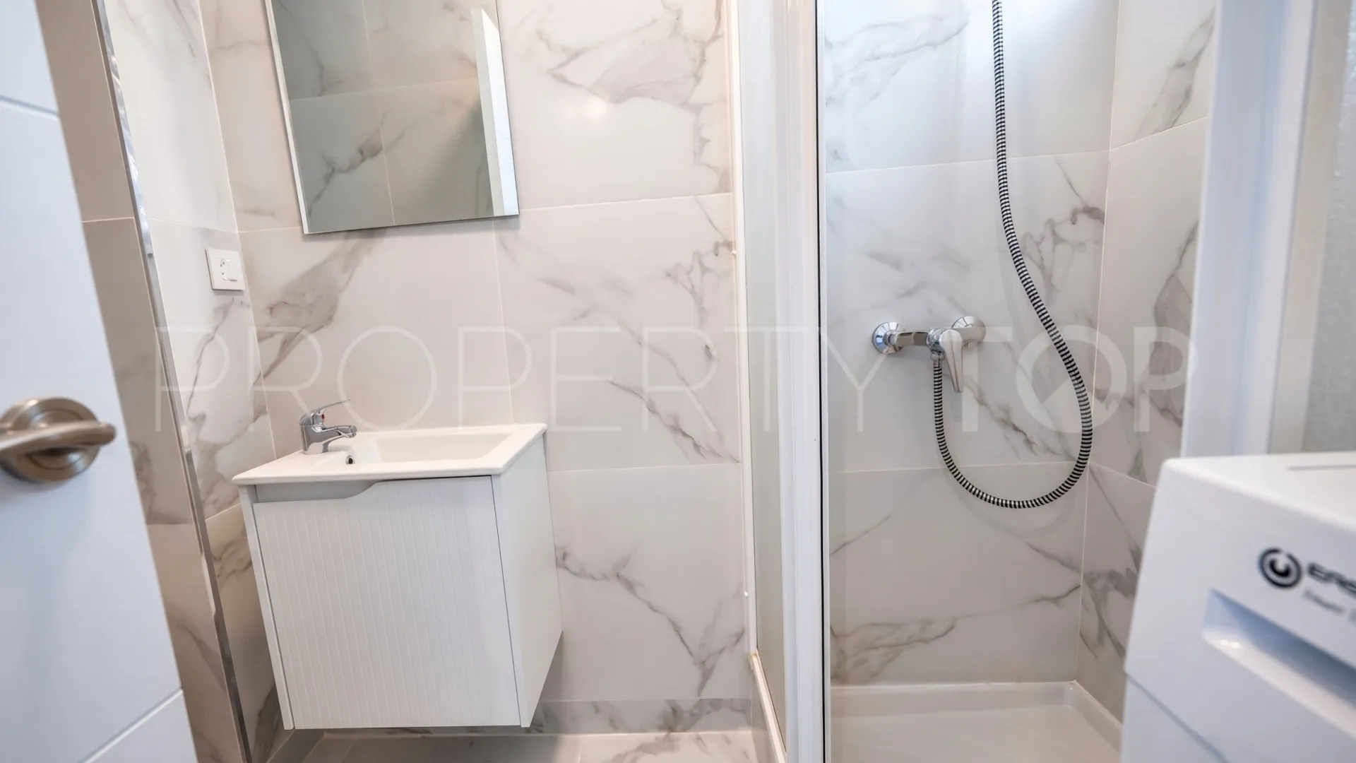 Se vende estudio en Arroyo de la Miel