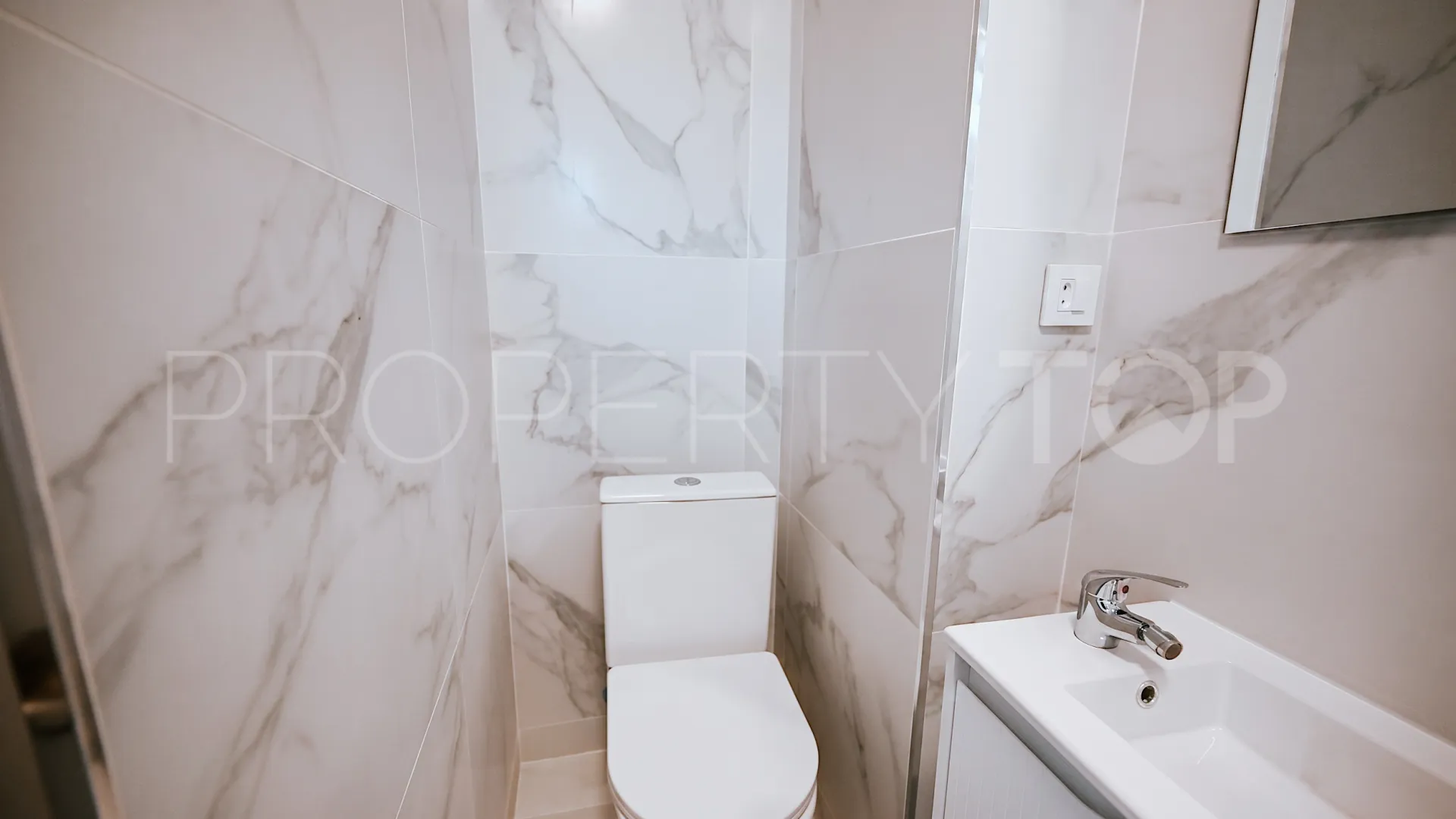 Se vende estudio en Arroyo de la Miel