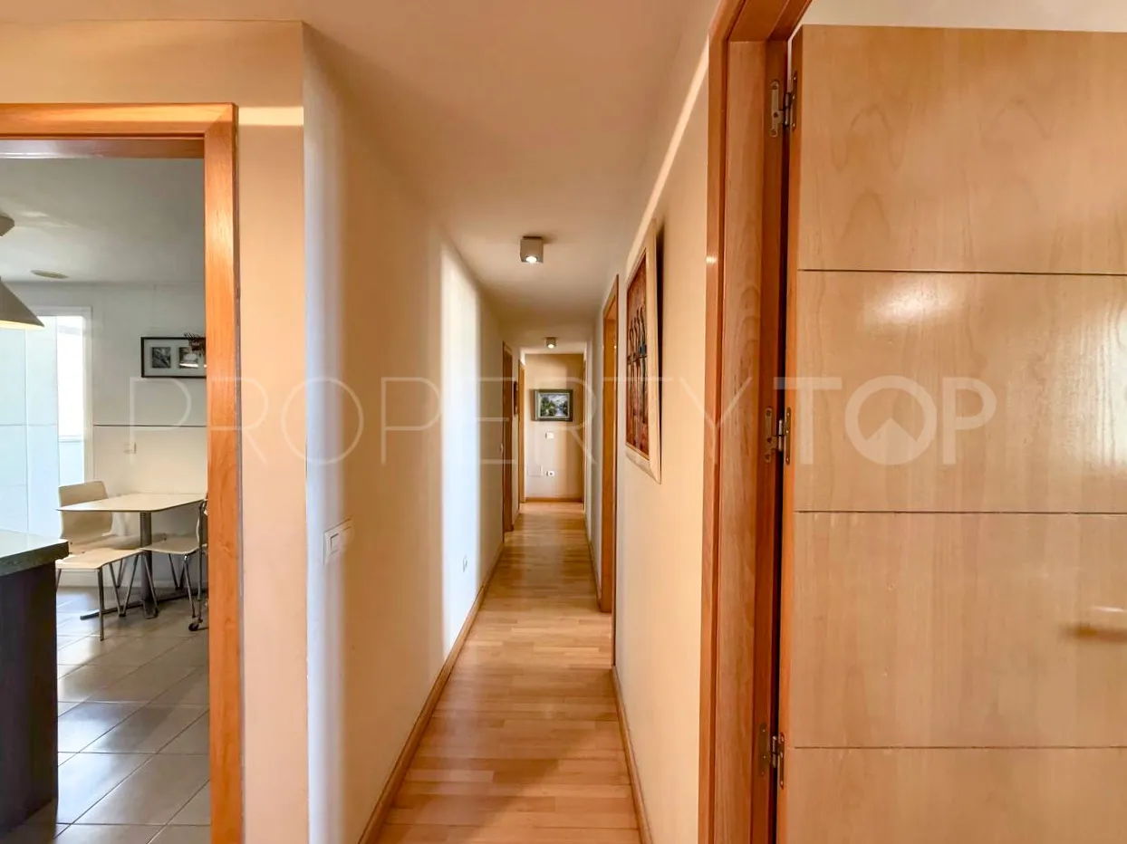 For sale Torremolinos penthouse with 4 bedrooms