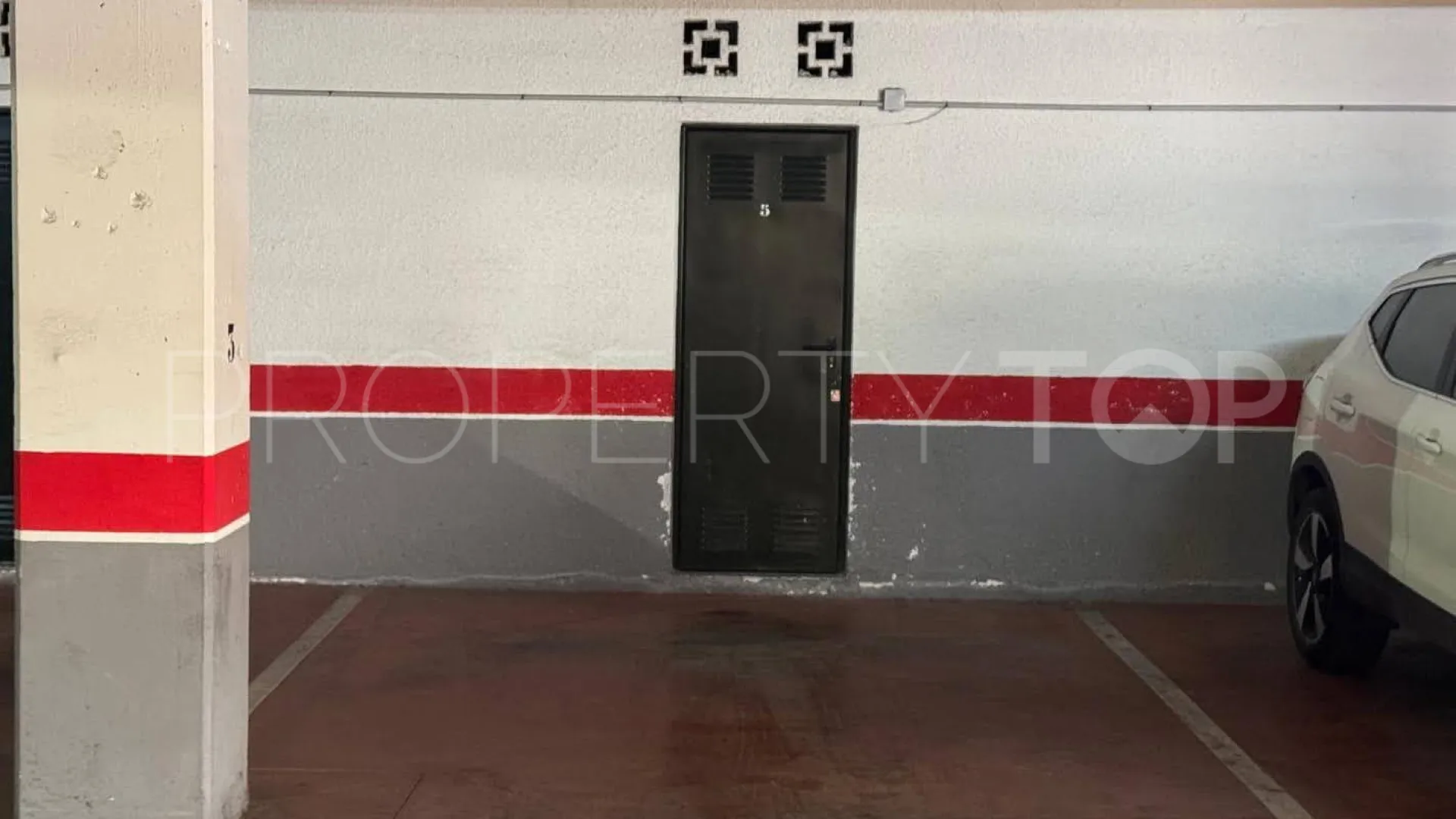For sale Torremolinos penthouse with 4 bedrooms
