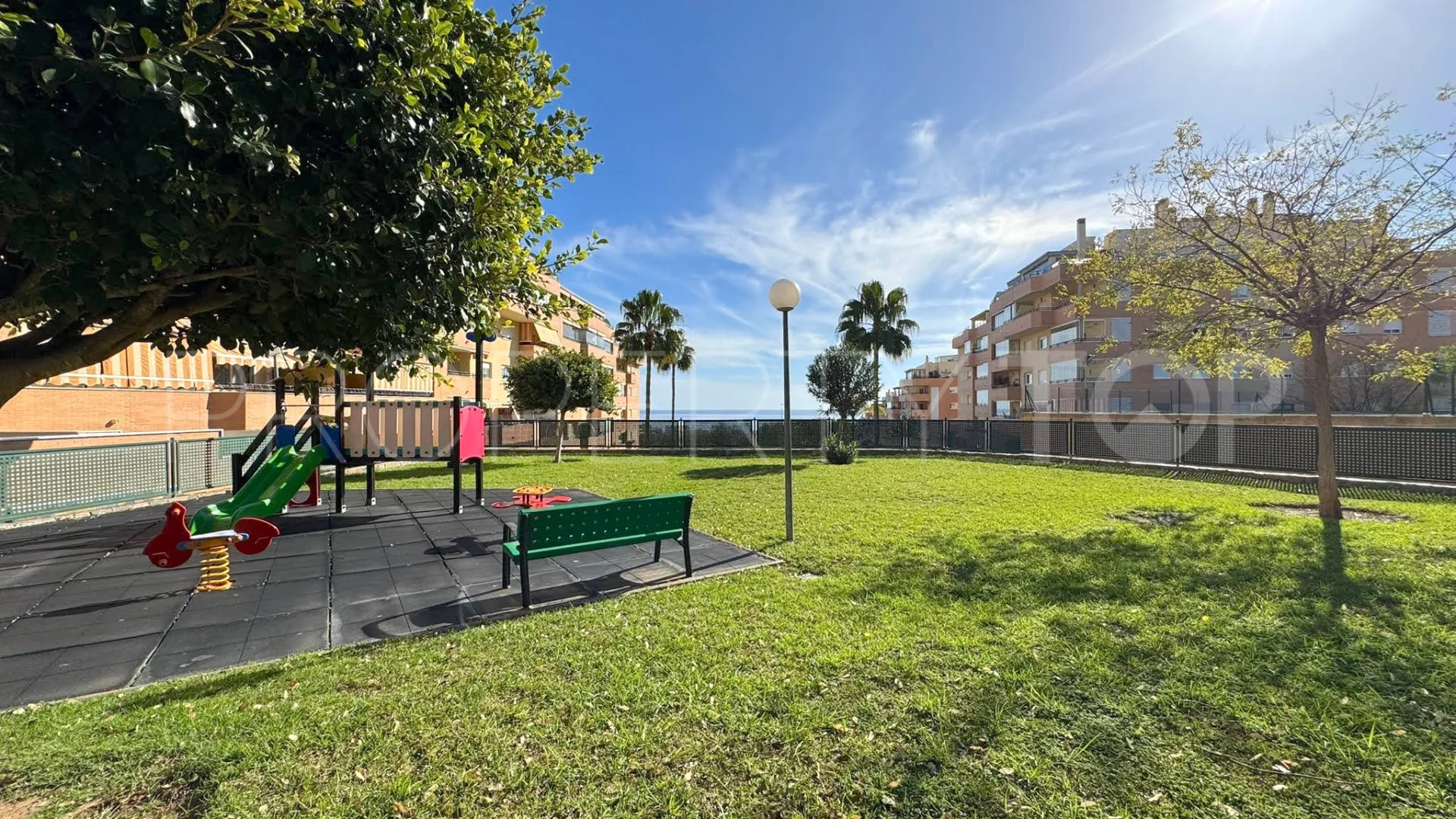 For sale Torremolinos penthouse with 4 bedrooms