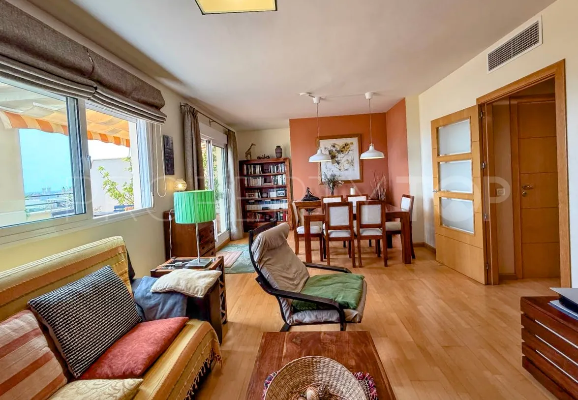 For sale Torremolinos penthouse with 4 bedrooms