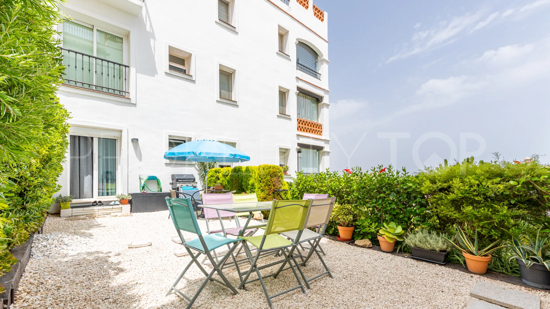 2 bedrooms ground floor apartment in Calahonda for sale