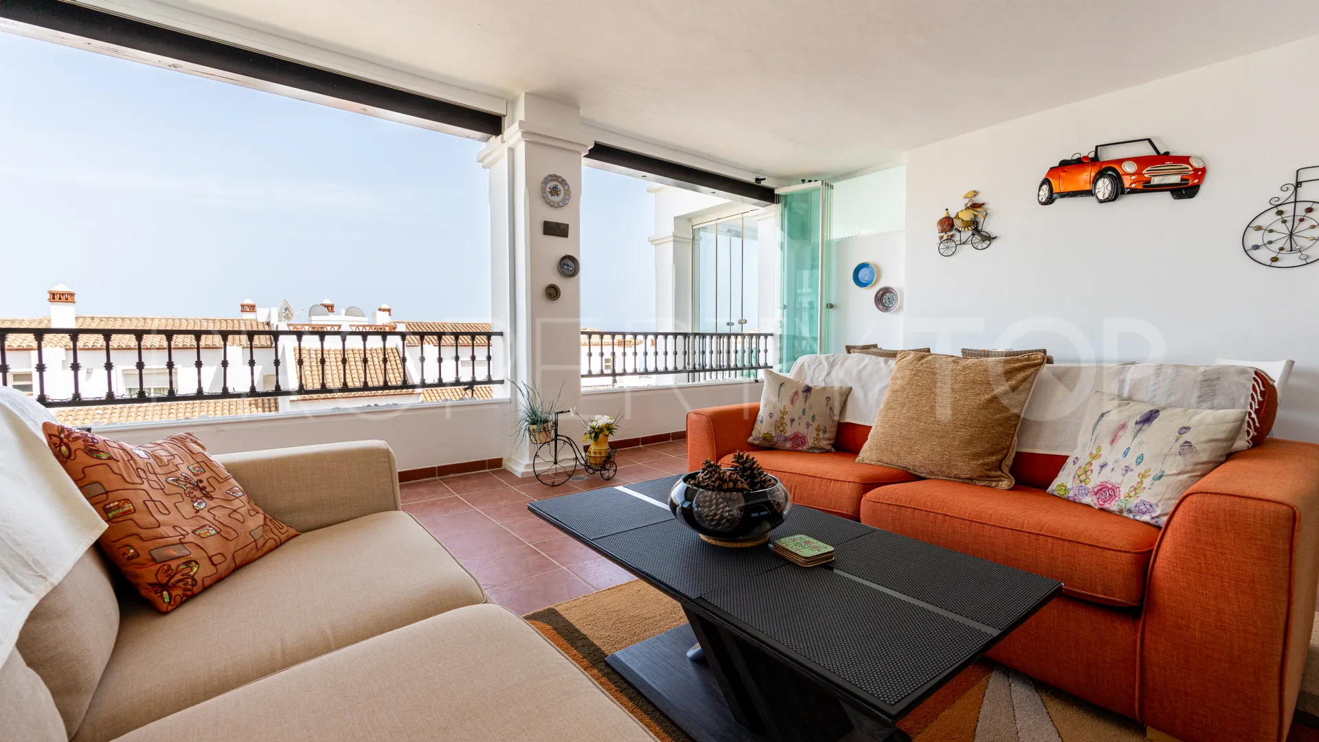 2 bedrooms ground floor apartment in Calahonda for sale
