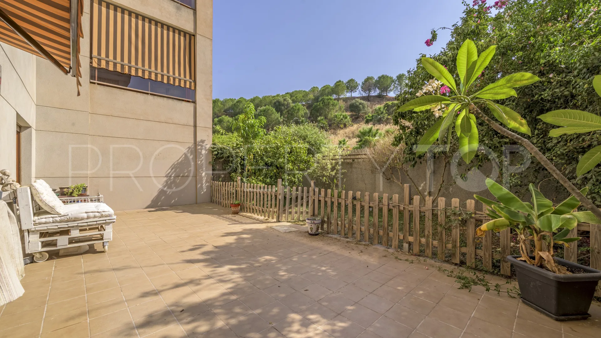 Ground floor apartment with 2 bedrooms for sale in Mijas Costa