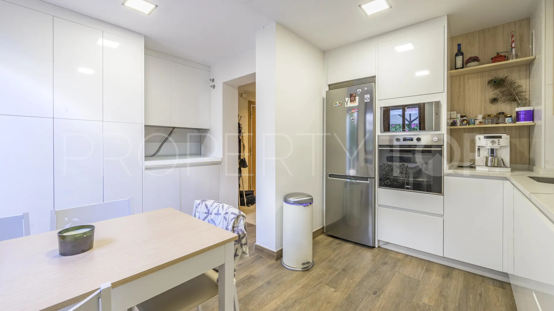 Ground floor apartment with 2 bedrooms for sale in Mijas Costa