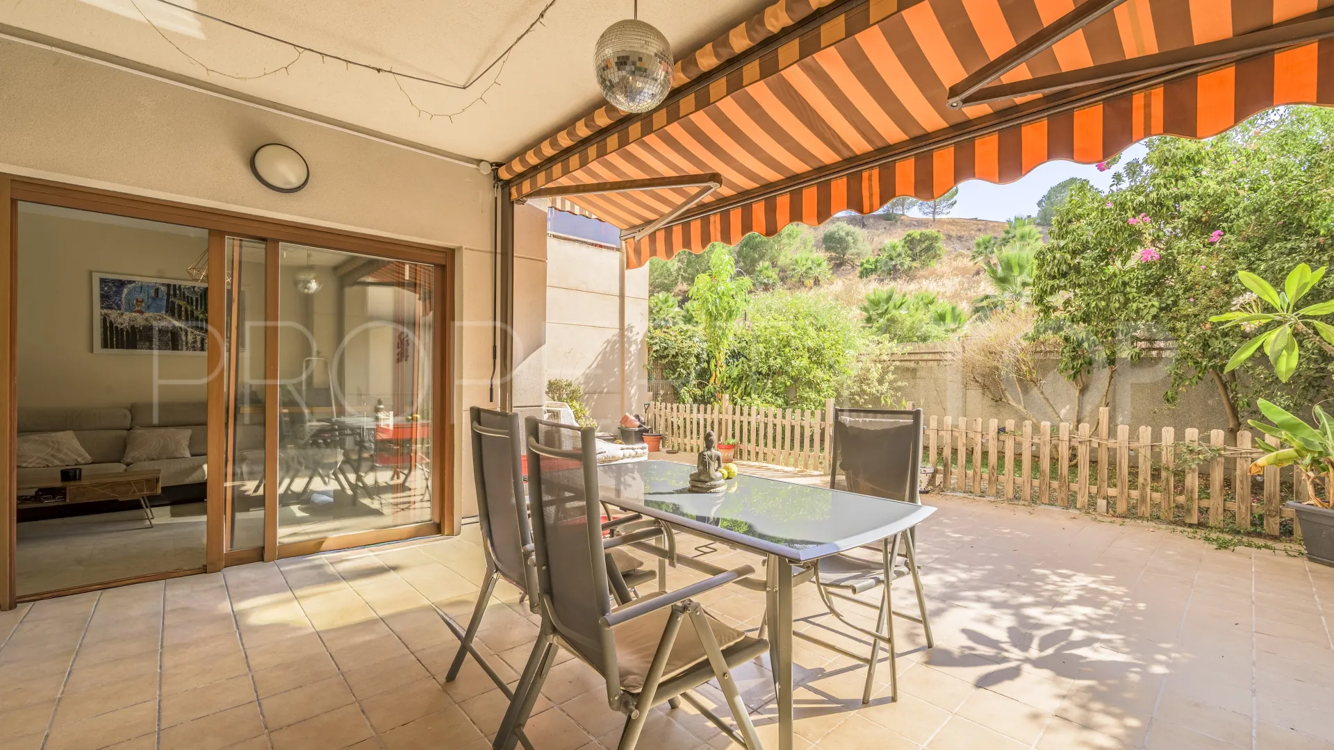 Ground floor apartment with 2 bedrooms for sale in Mijas Costa