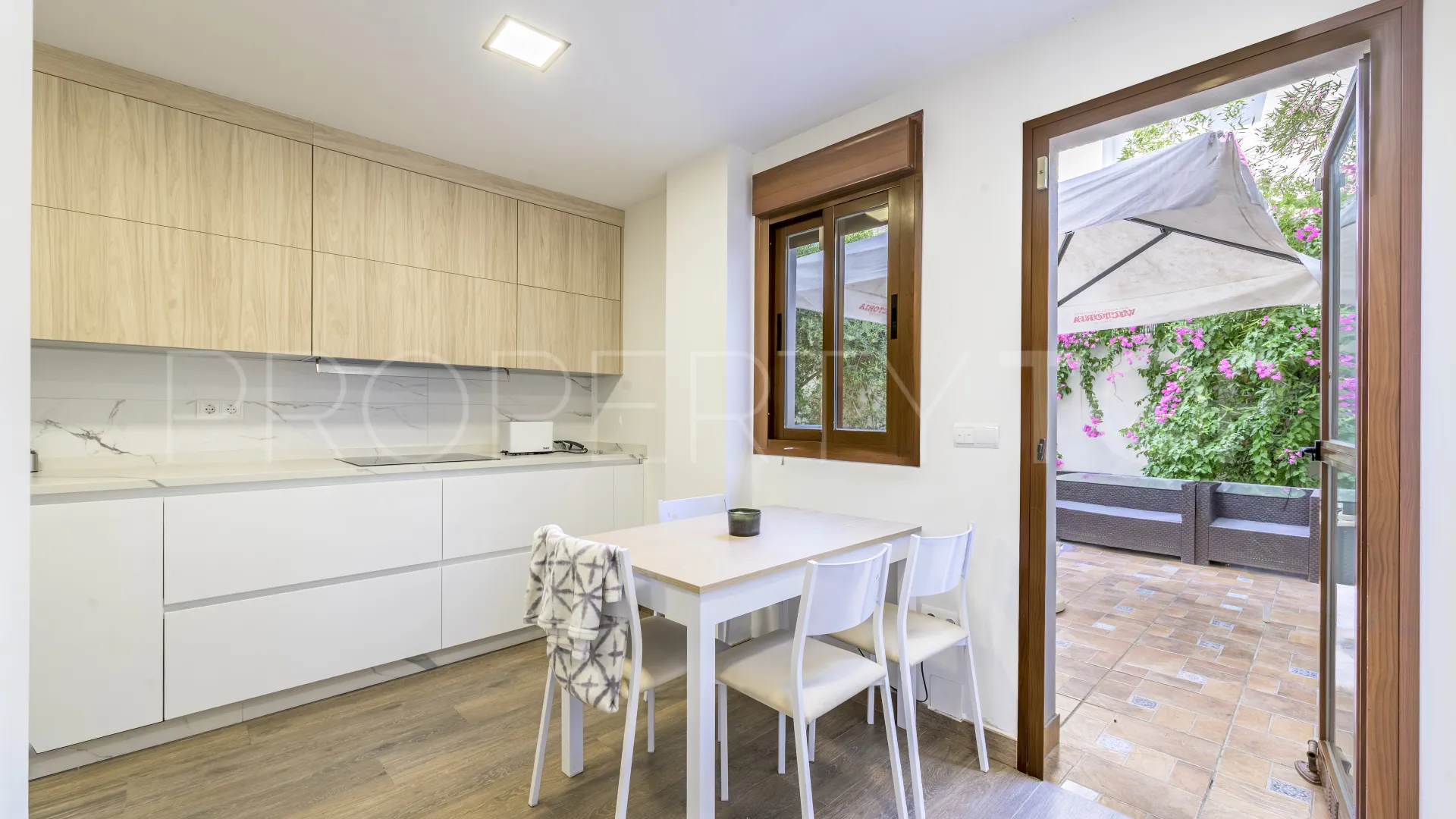 Ground floor apartment with 2 bedrooms for sale in Mijas Costa