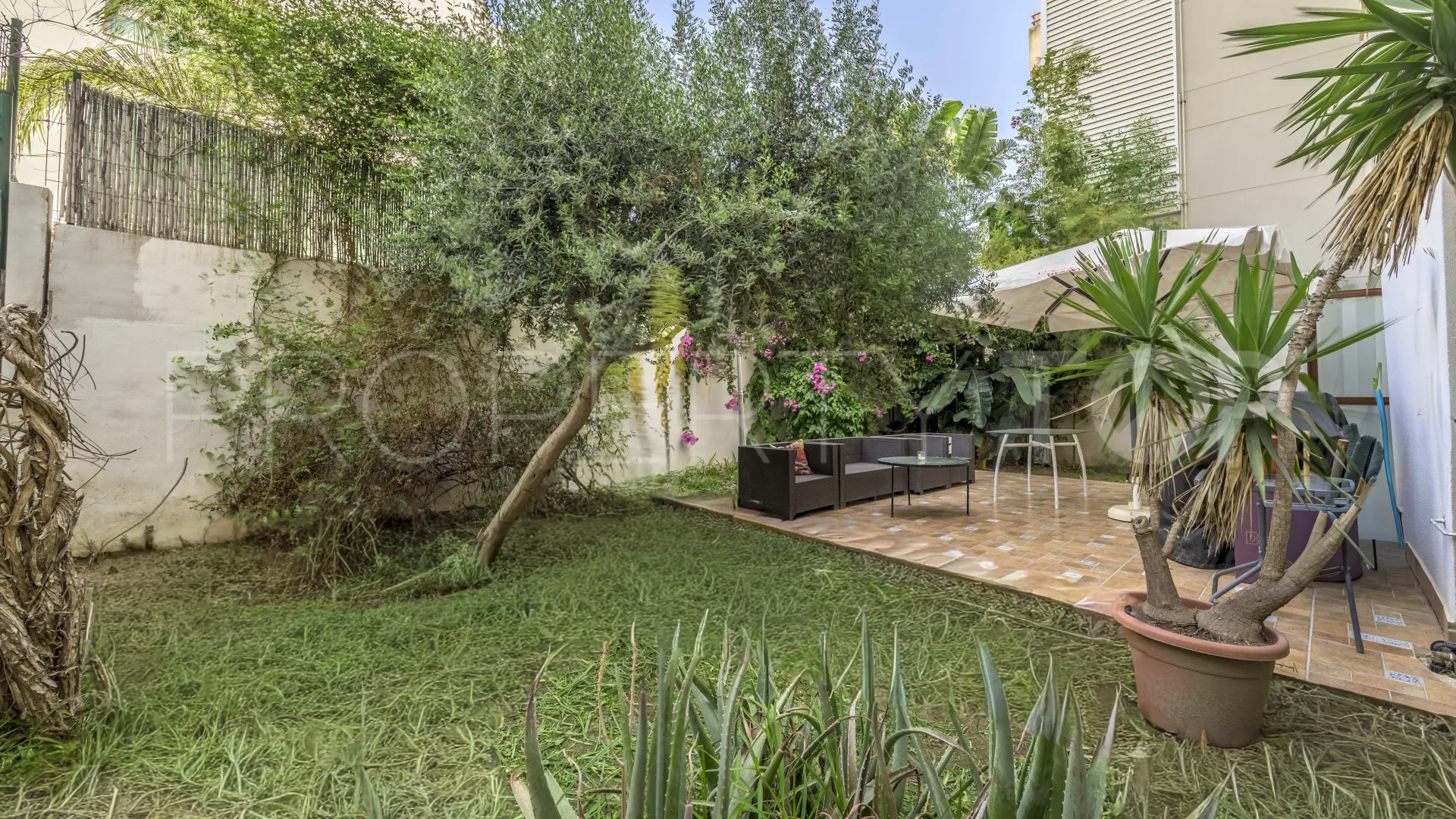 Ground floor apartment with 2 bedrooms for sale in Mijas Costa