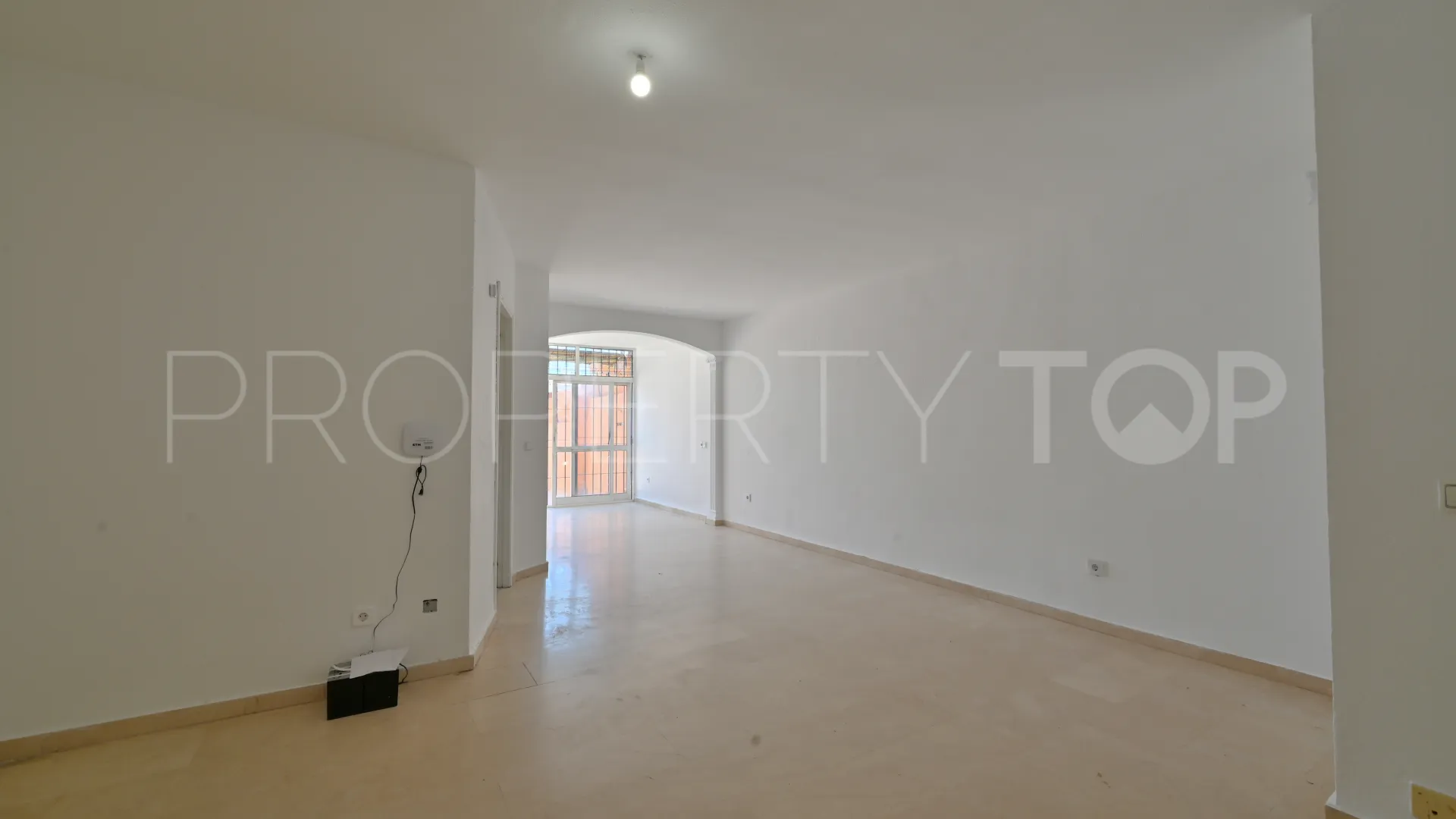 Calahonda, apartamento planta baja con 2 dormitorios en venta