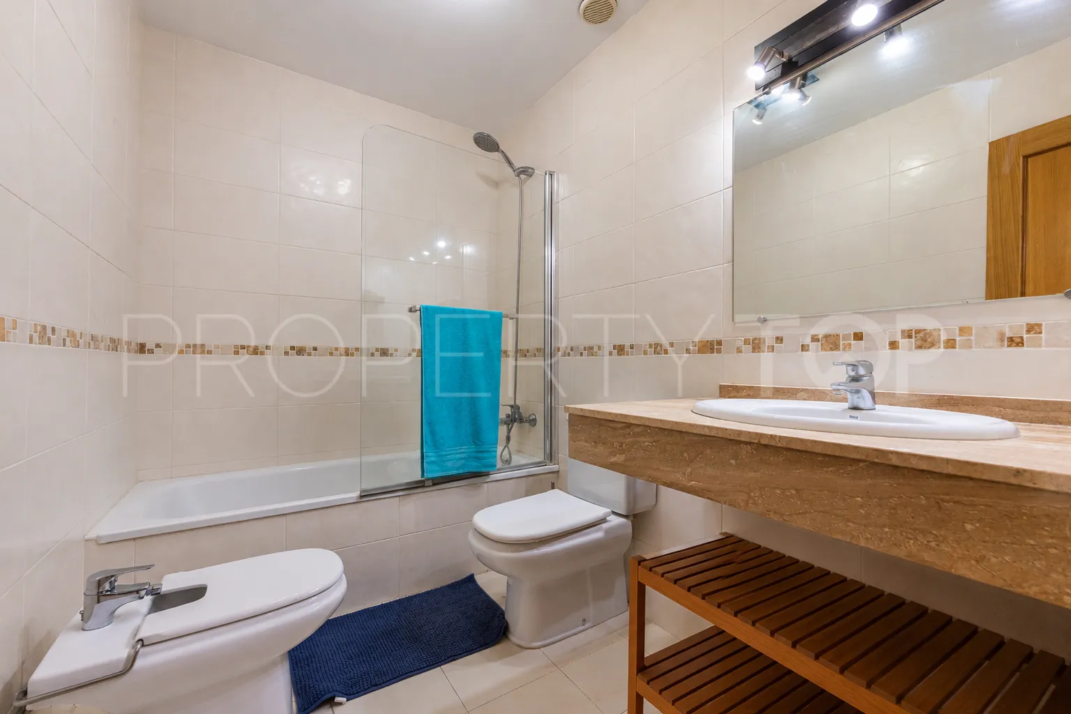 Comprar apartamento en Calahonda