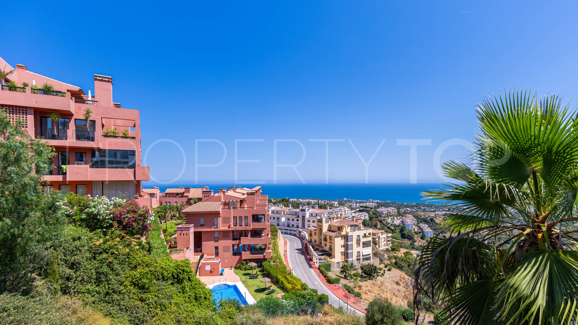Comprar apartamento en Calahonda