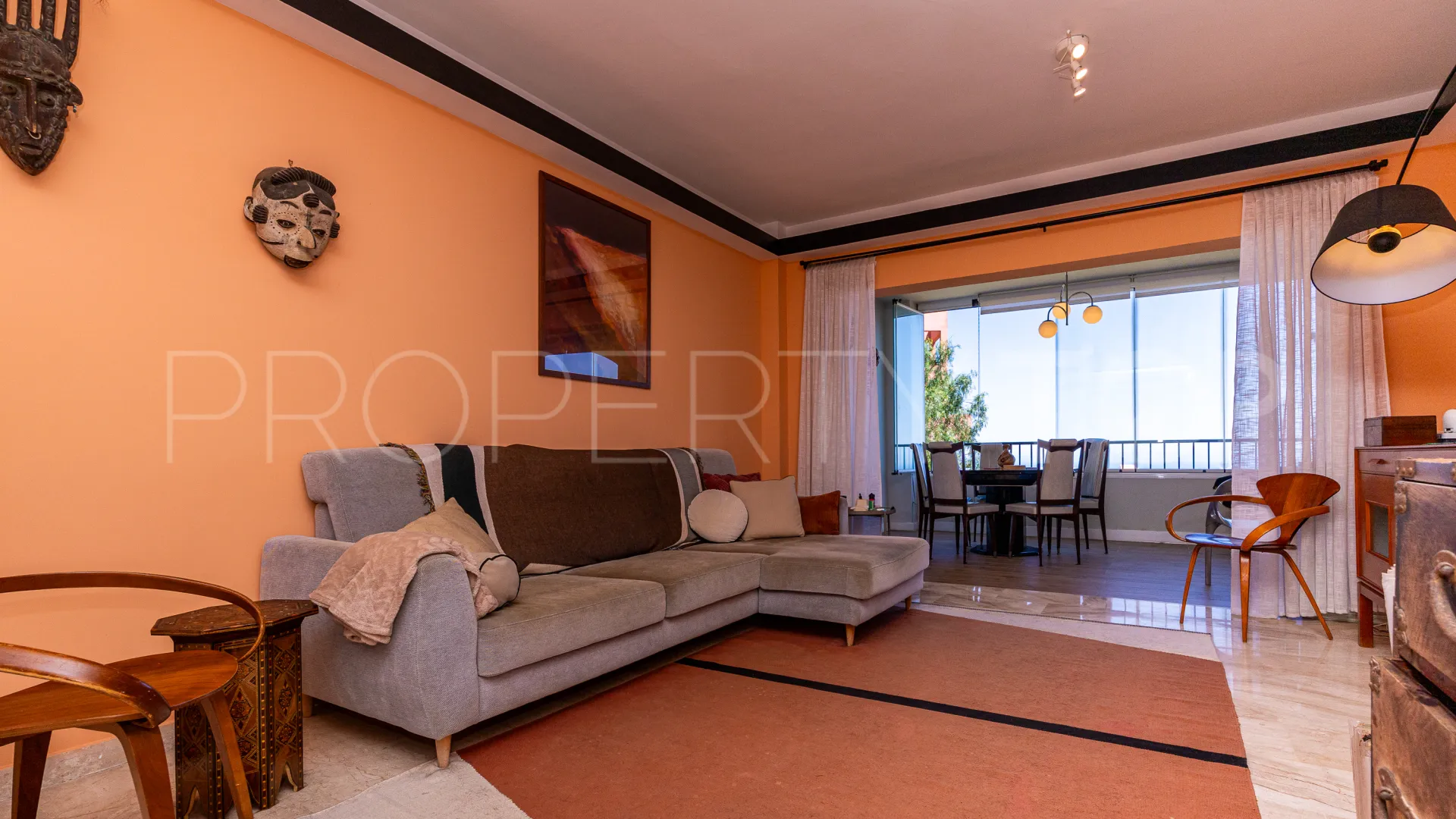 Comprar apartamento en Calahonda