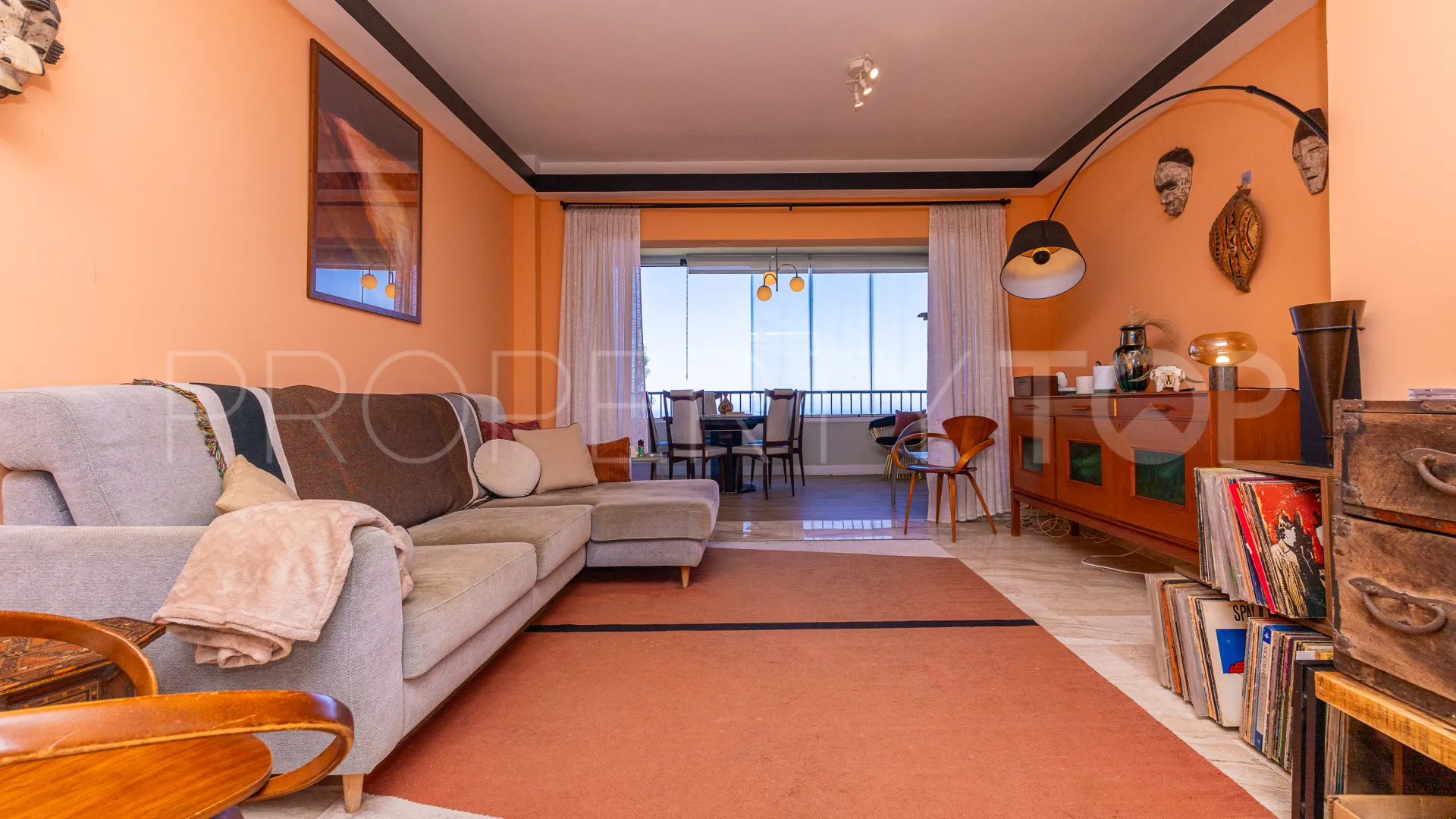 Comprar apartamento en Calahonda