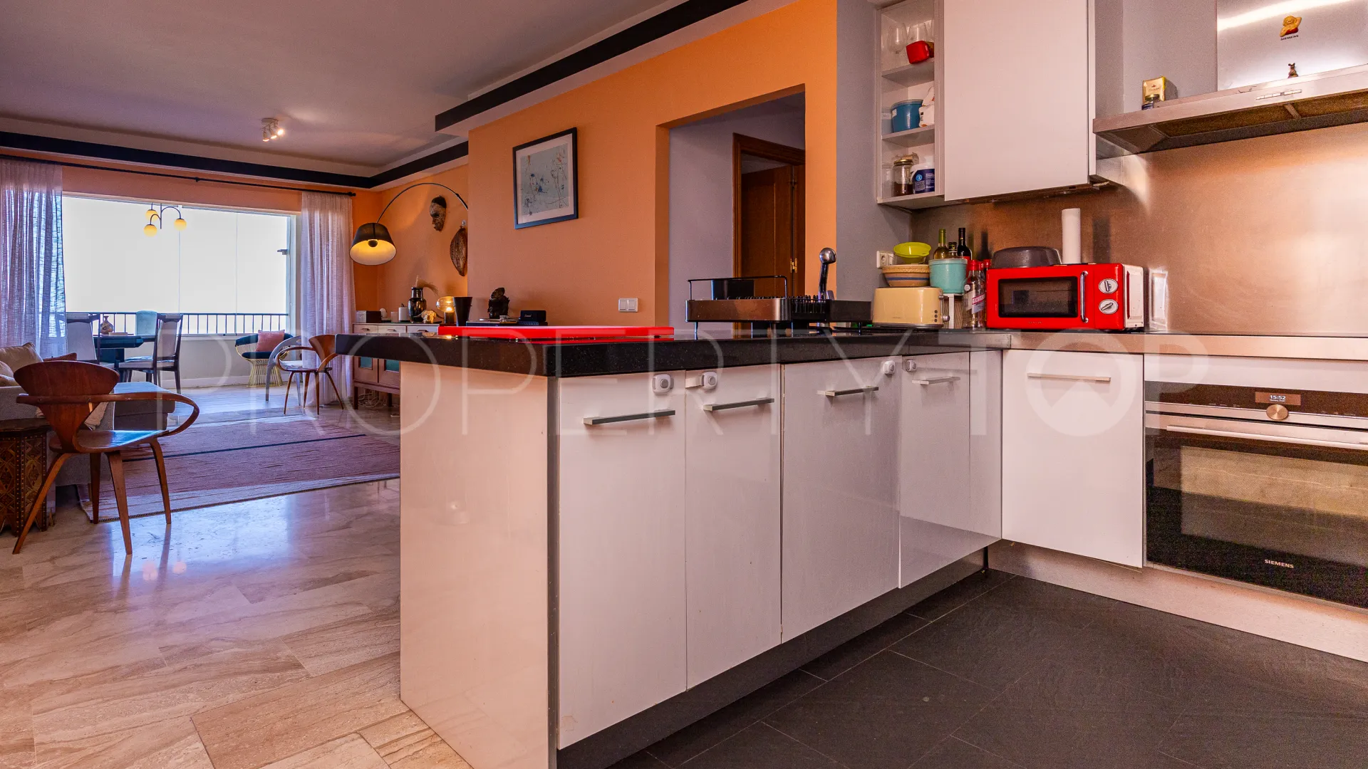 Comprar apartamento en Calahonda