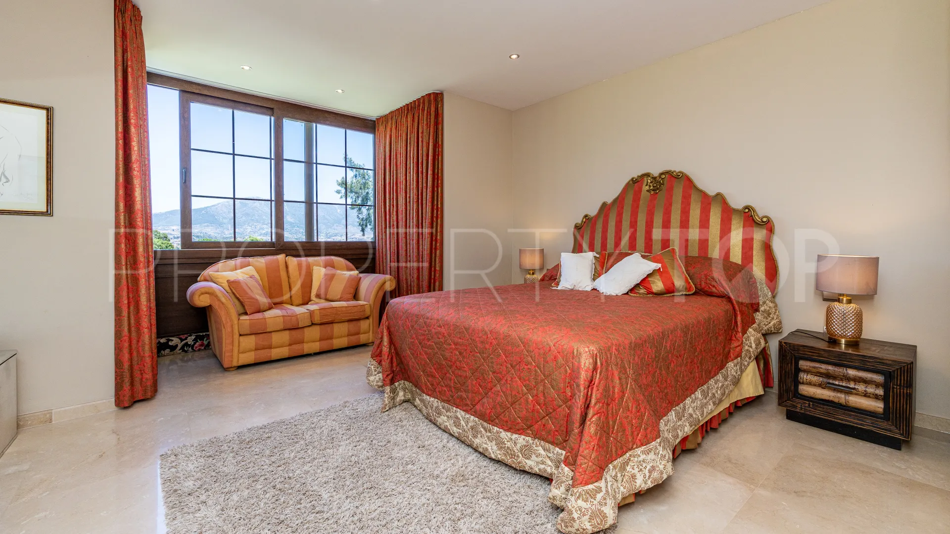 Villa a la venta en La Cala Golf Resort