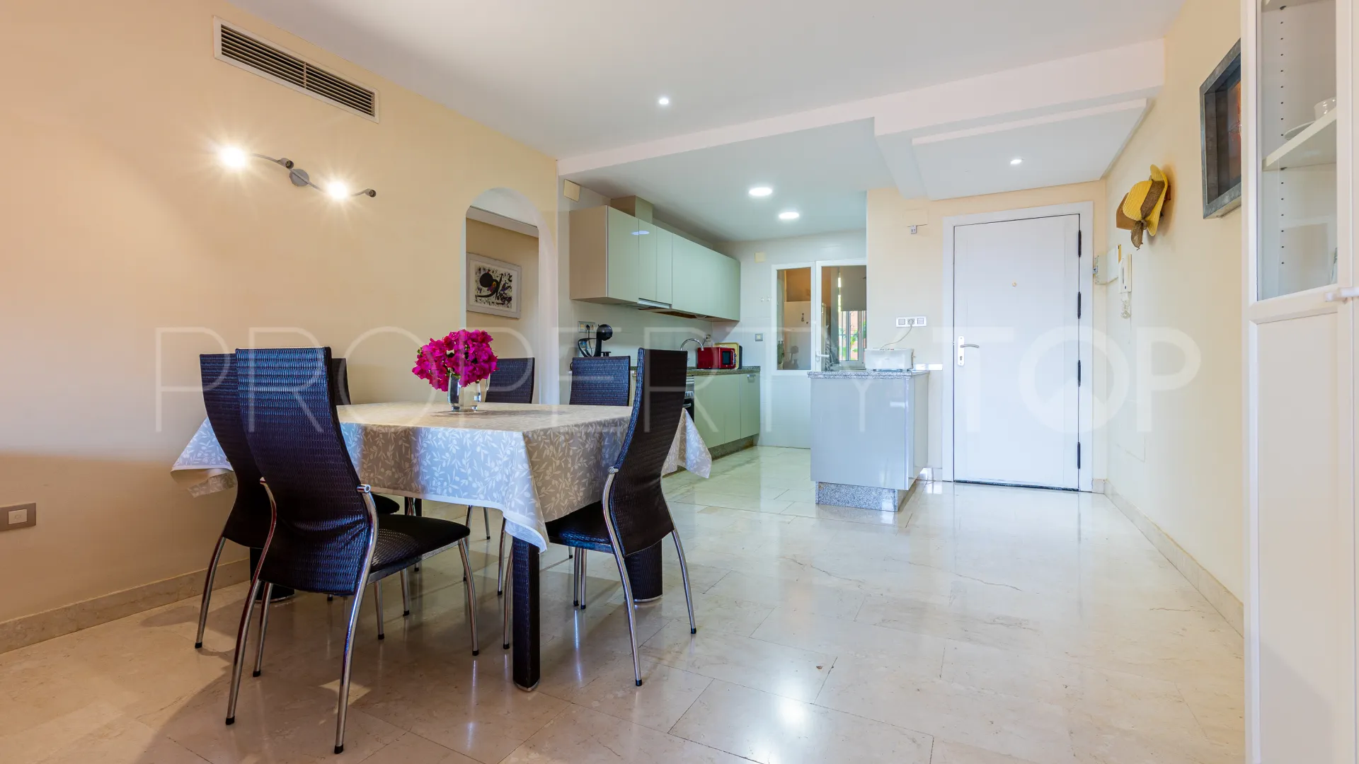 For sale 3 bedrooms ground floor apartment in Riviera del Sol
