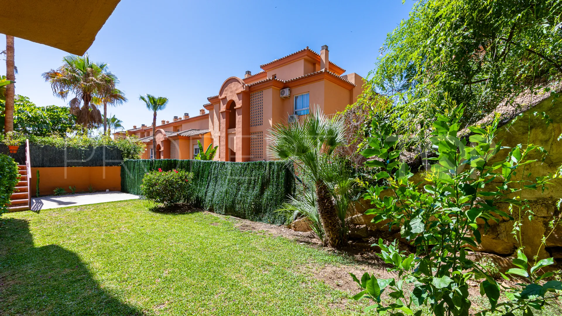 For sale 3 bedrooms ground floor apartment in Riviera del Sol