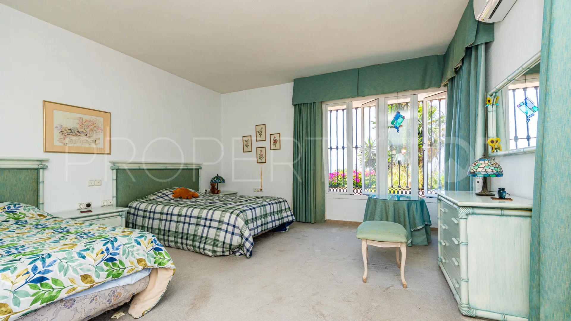 Villa en venta en El Chaparral