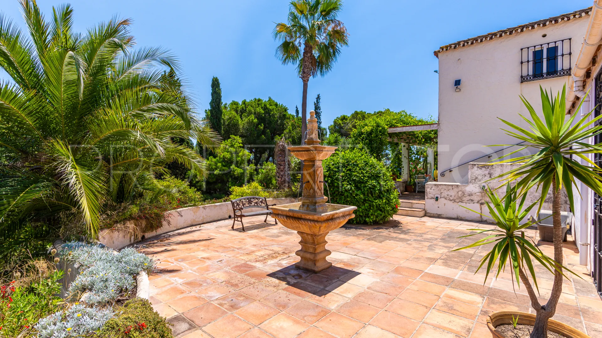 Villa en venta en El Chaparral