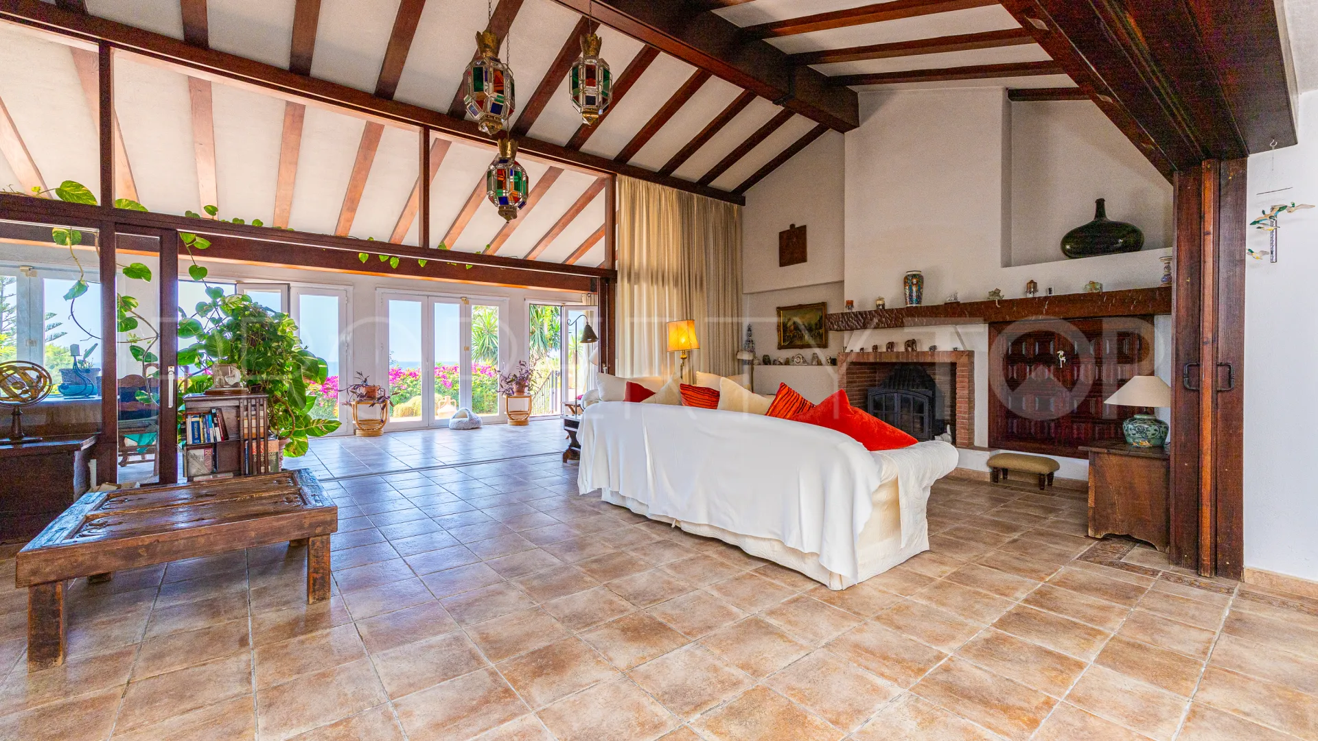 Villa en venta en El Chaparral