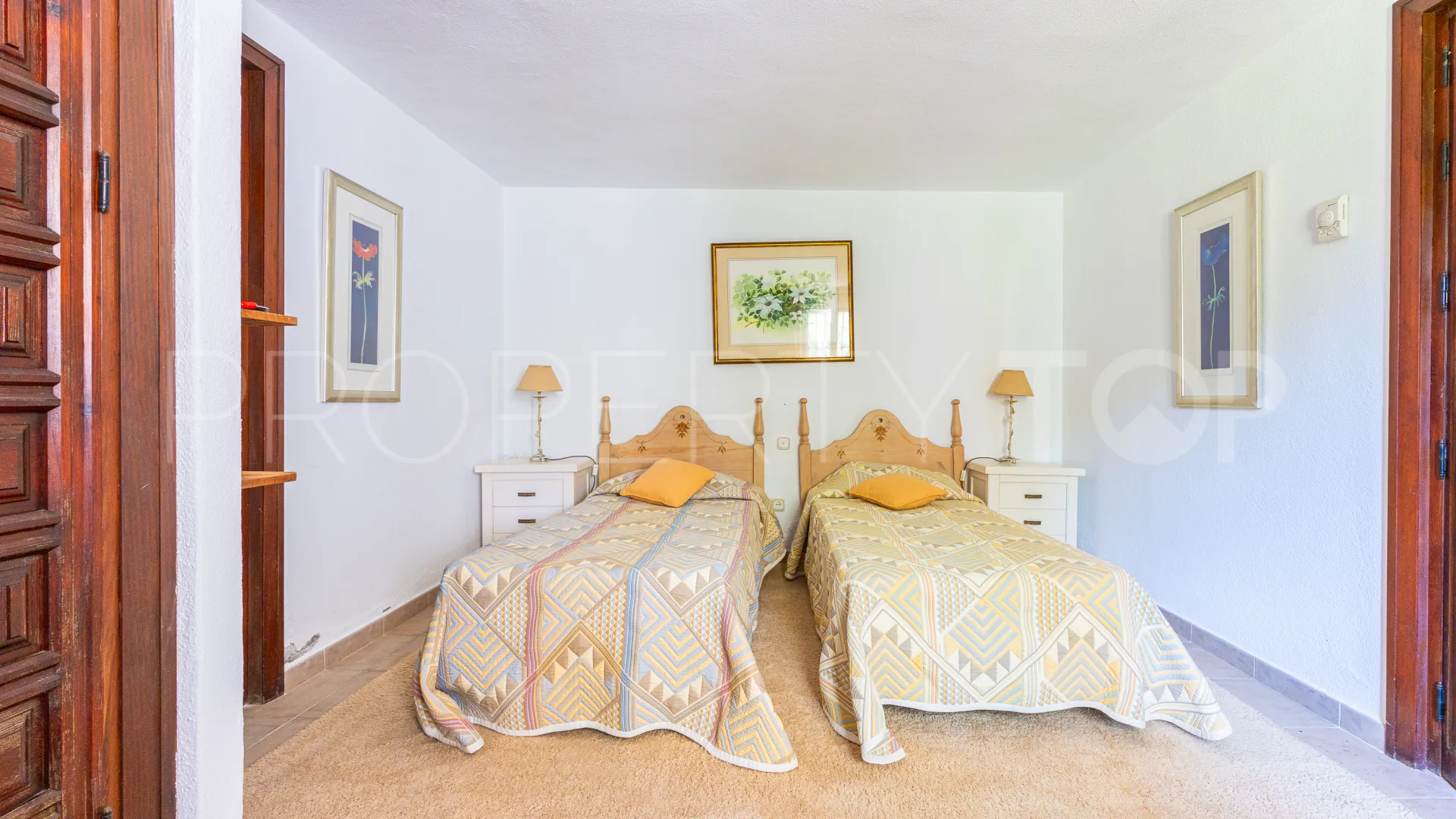 Villa en venta en El Chaparral