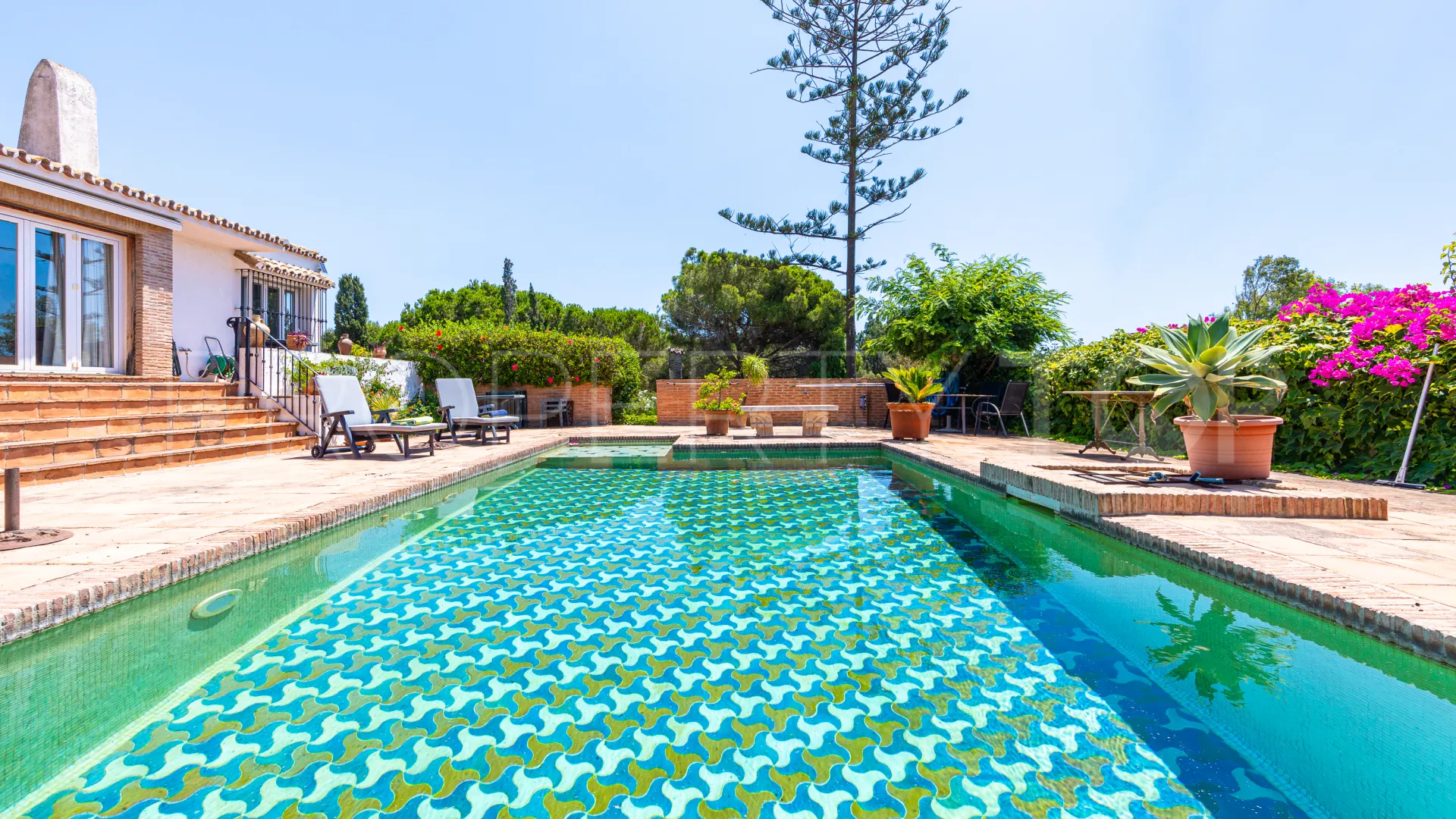 Villa en venta en El Chaparral