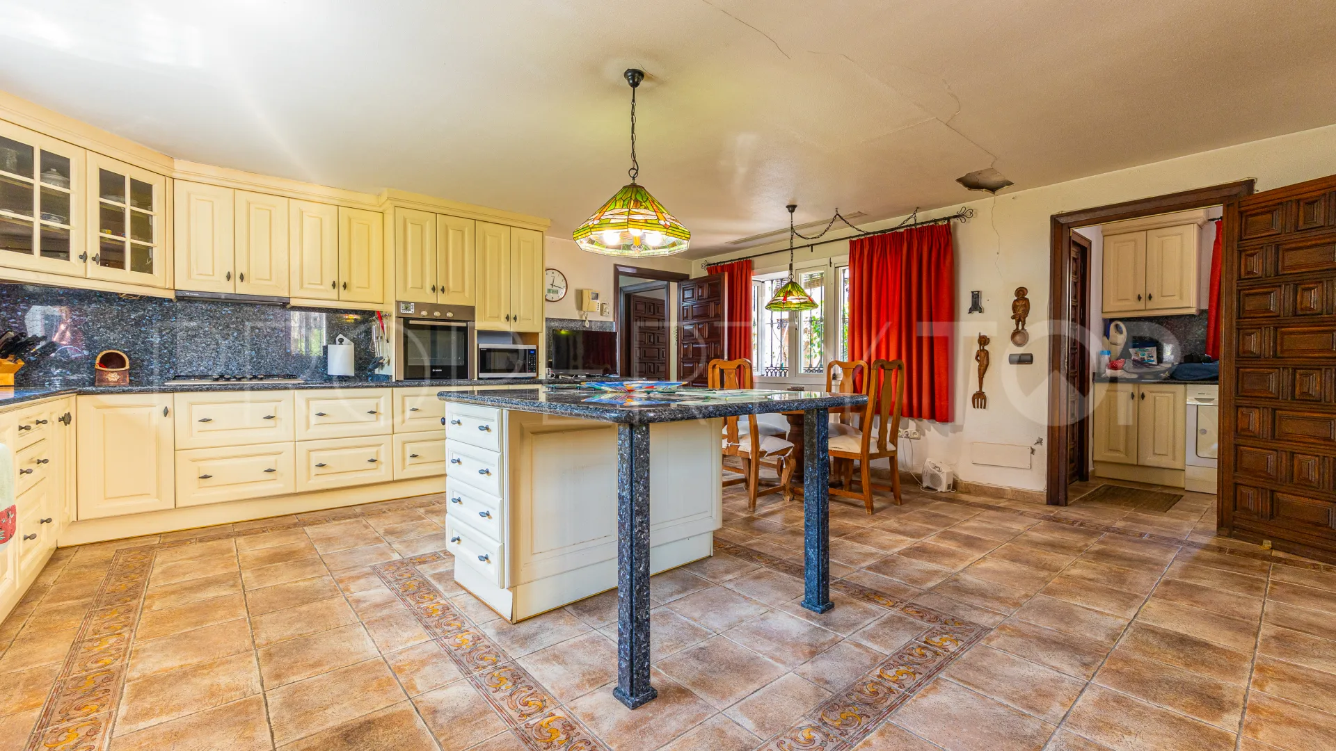 Villa en venta en El Chaparral