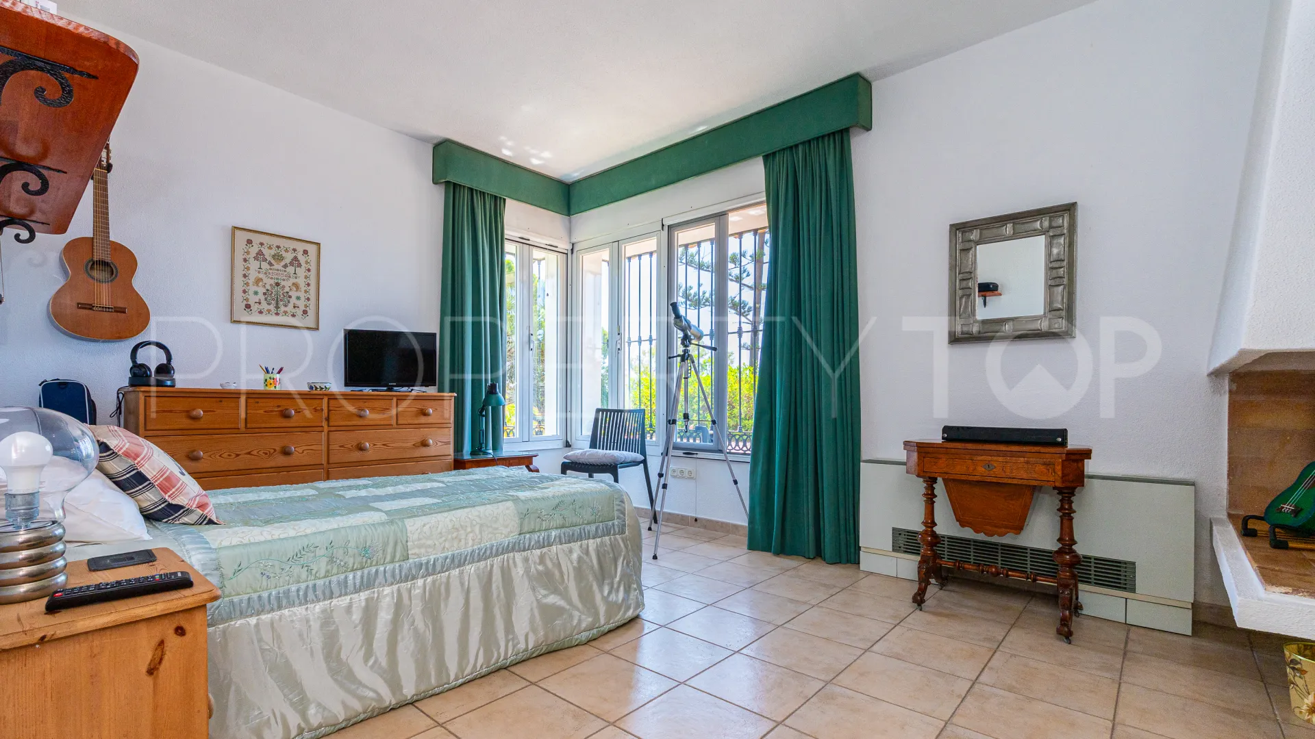 Villa en venta en El Chaparral