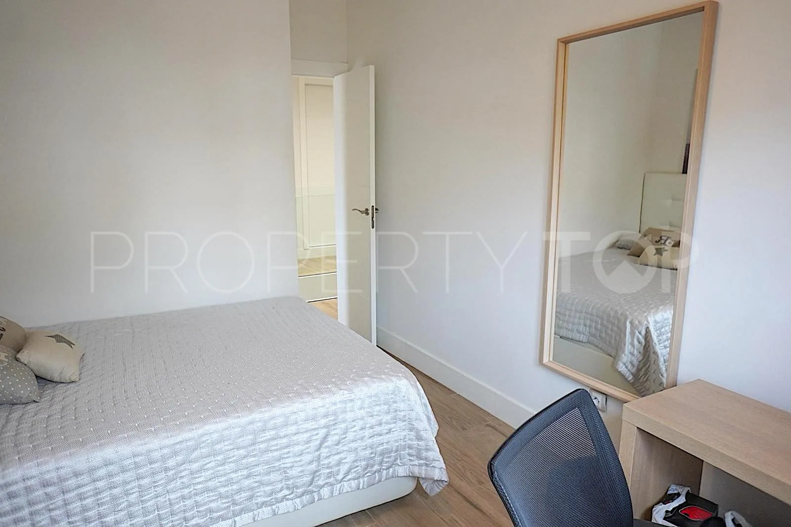 4 bedrooms town house for sale in Benalmadena Pueblo