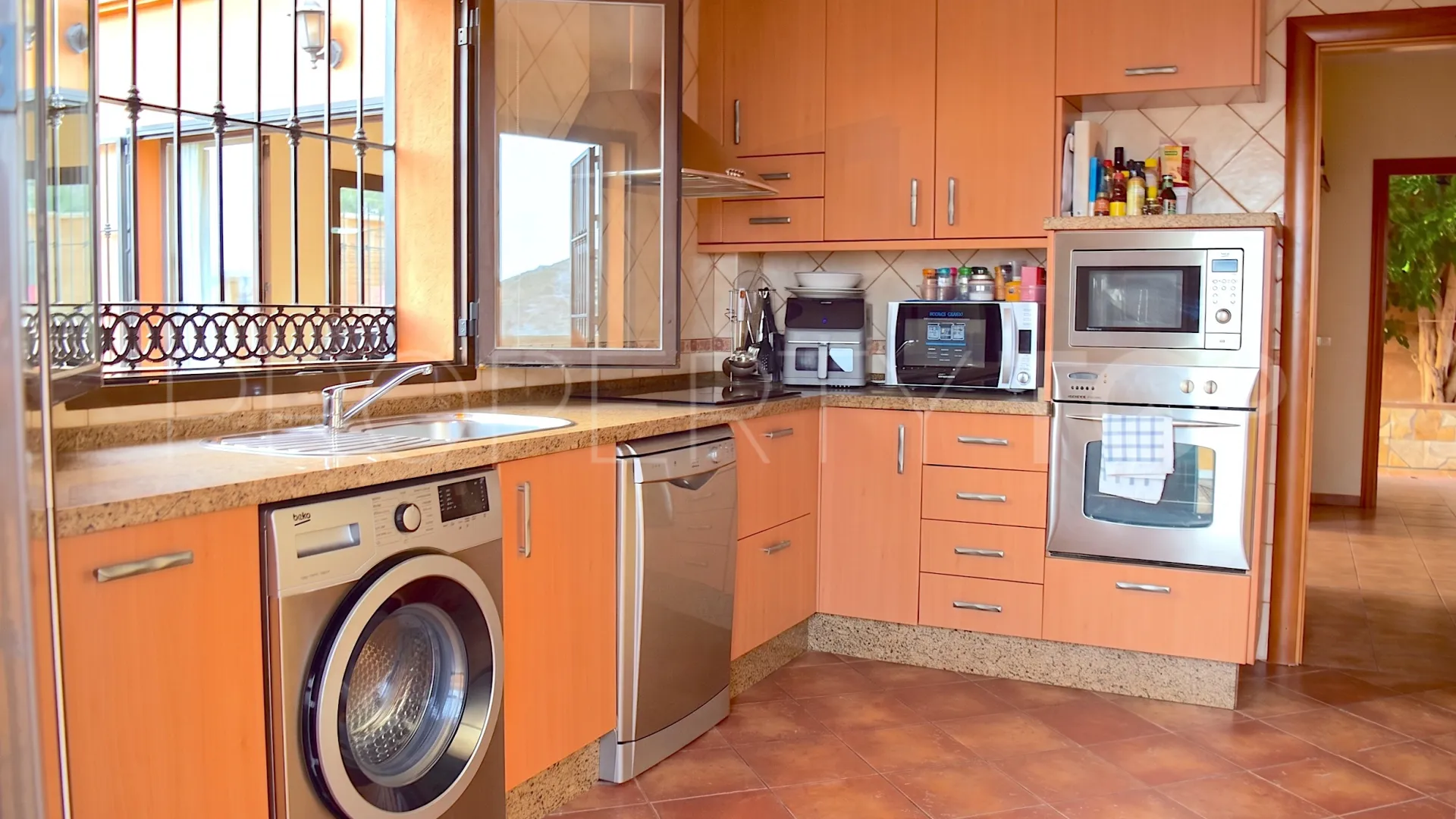 Villa con 3 dormitorios en venta en Benalmadena Centro