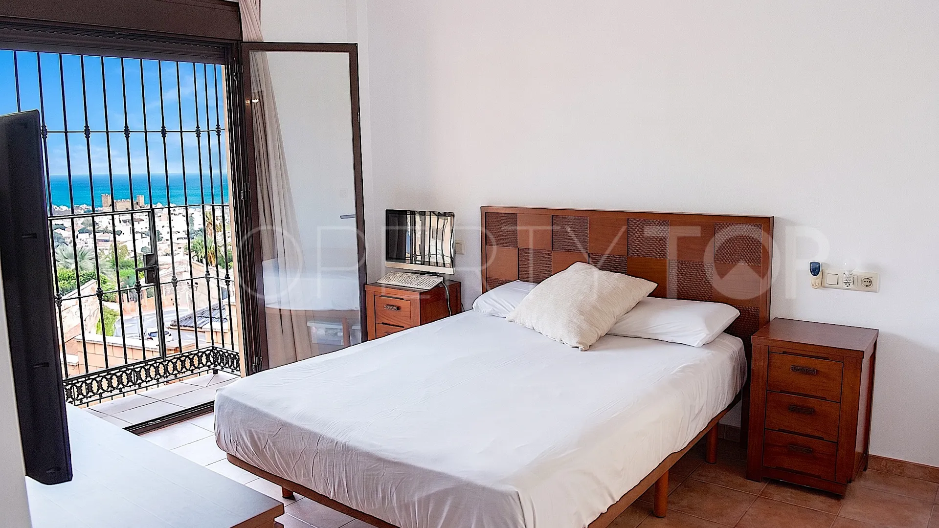 Villa con 3 dormitorios en venta en Benalmadena Centro